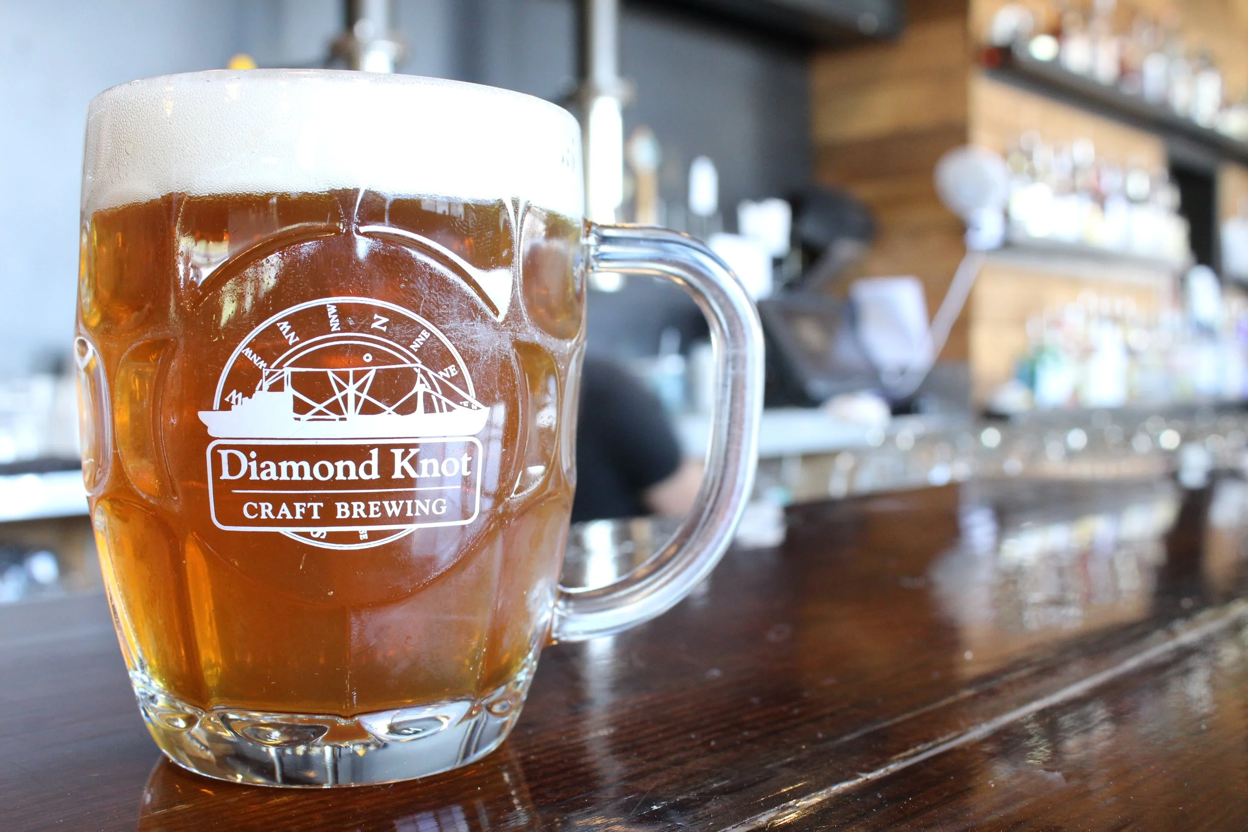 Discover the Ultimate Craft Beer in Seattle at Diamond Knot