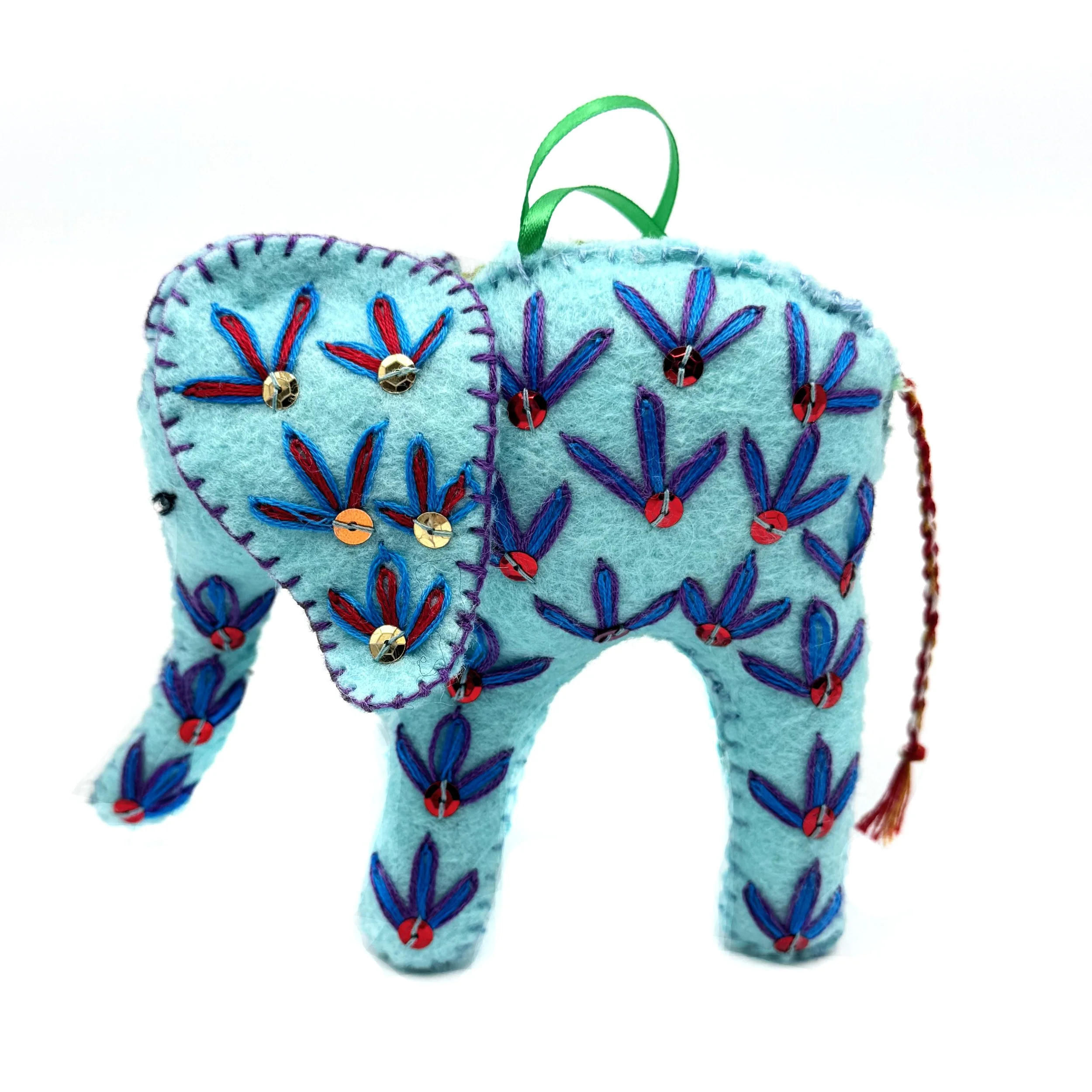 standingelephant_mandari_9022 2.jpg