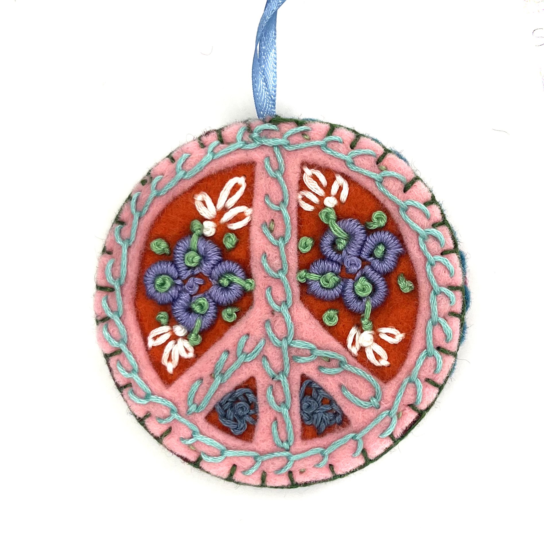 peaceornament_pawehbuIMG_5549.jpg