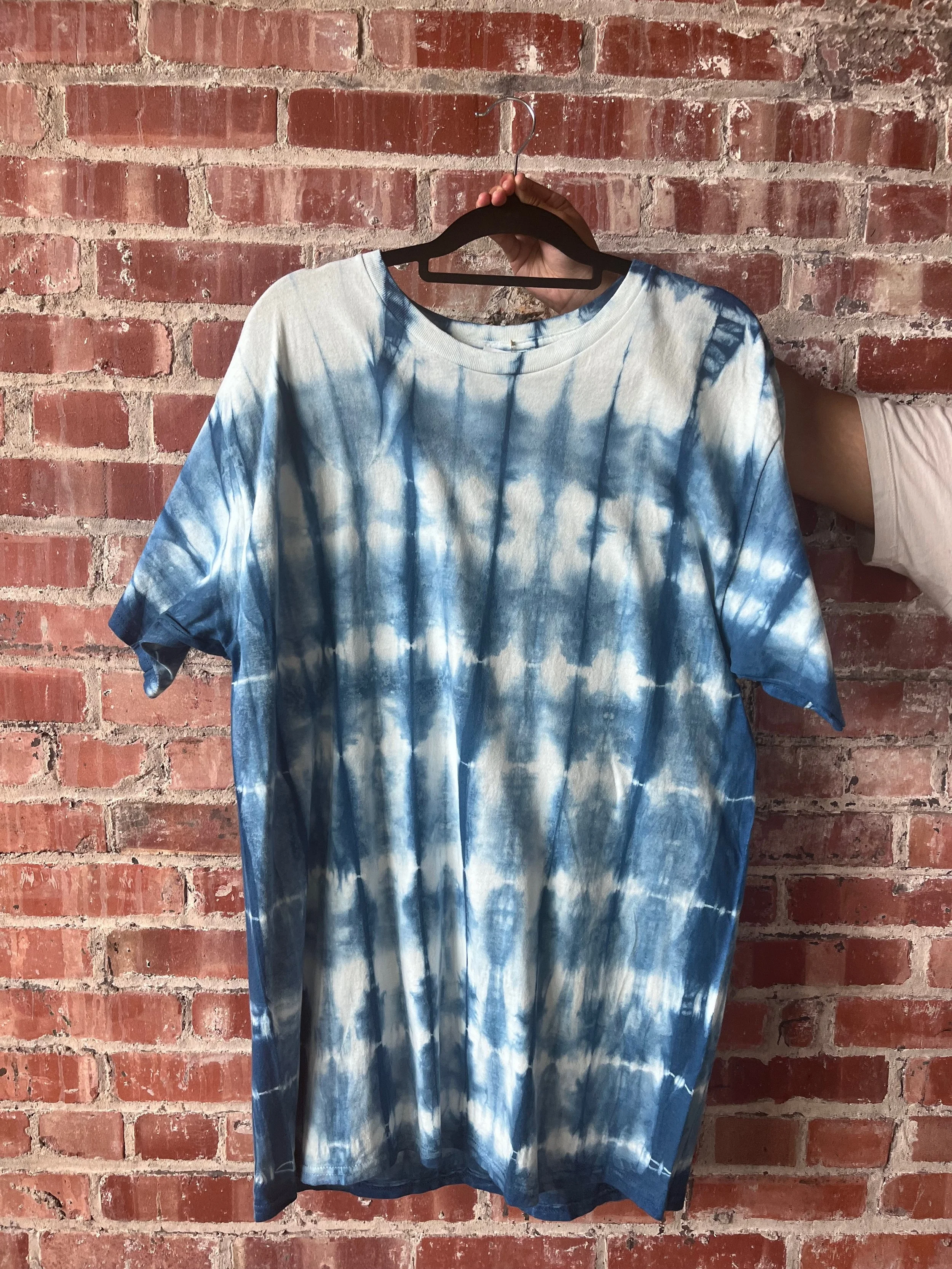 Indigo Resist-Dyed T-Shirt (L)