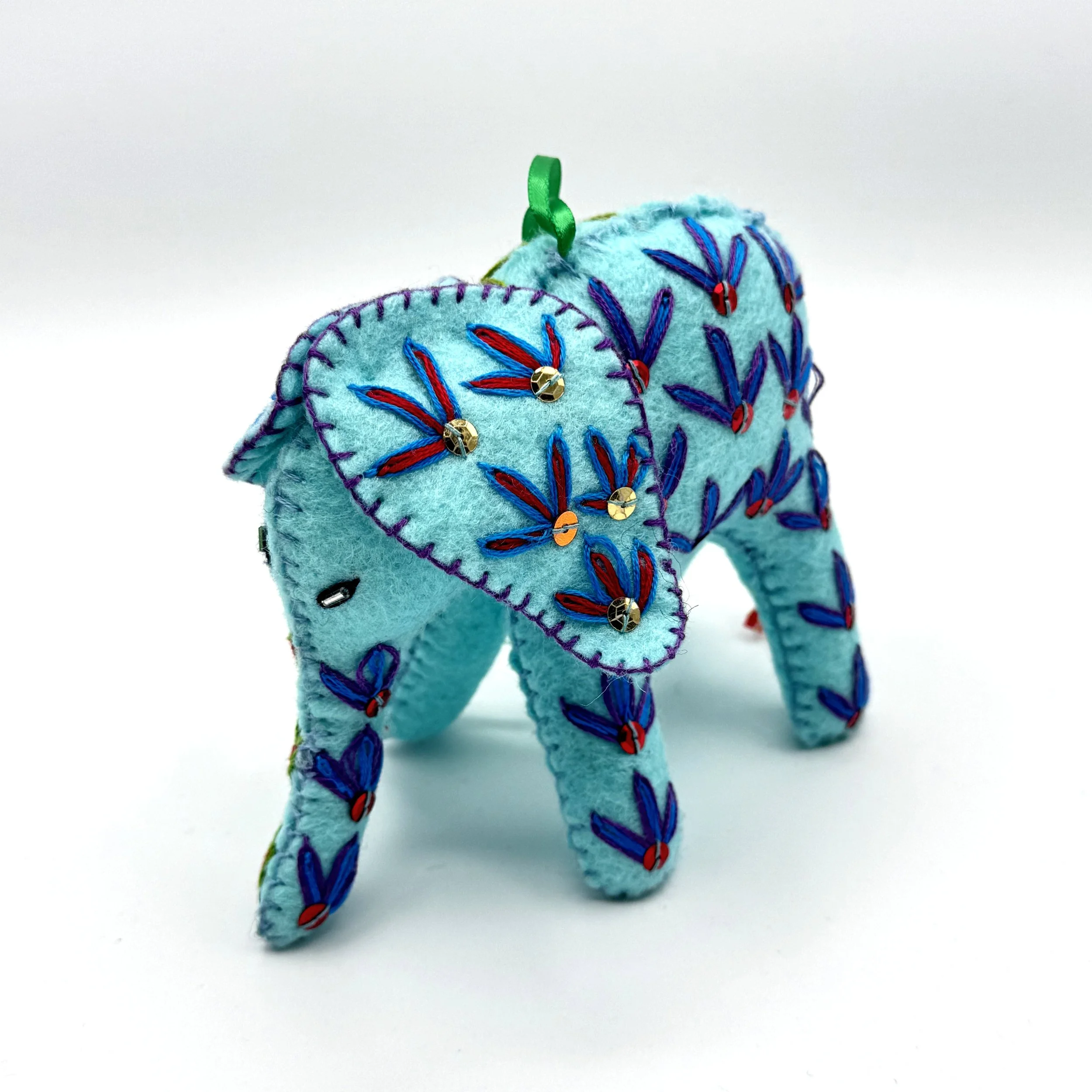 standingelephant_mandari_9022 3.jpg