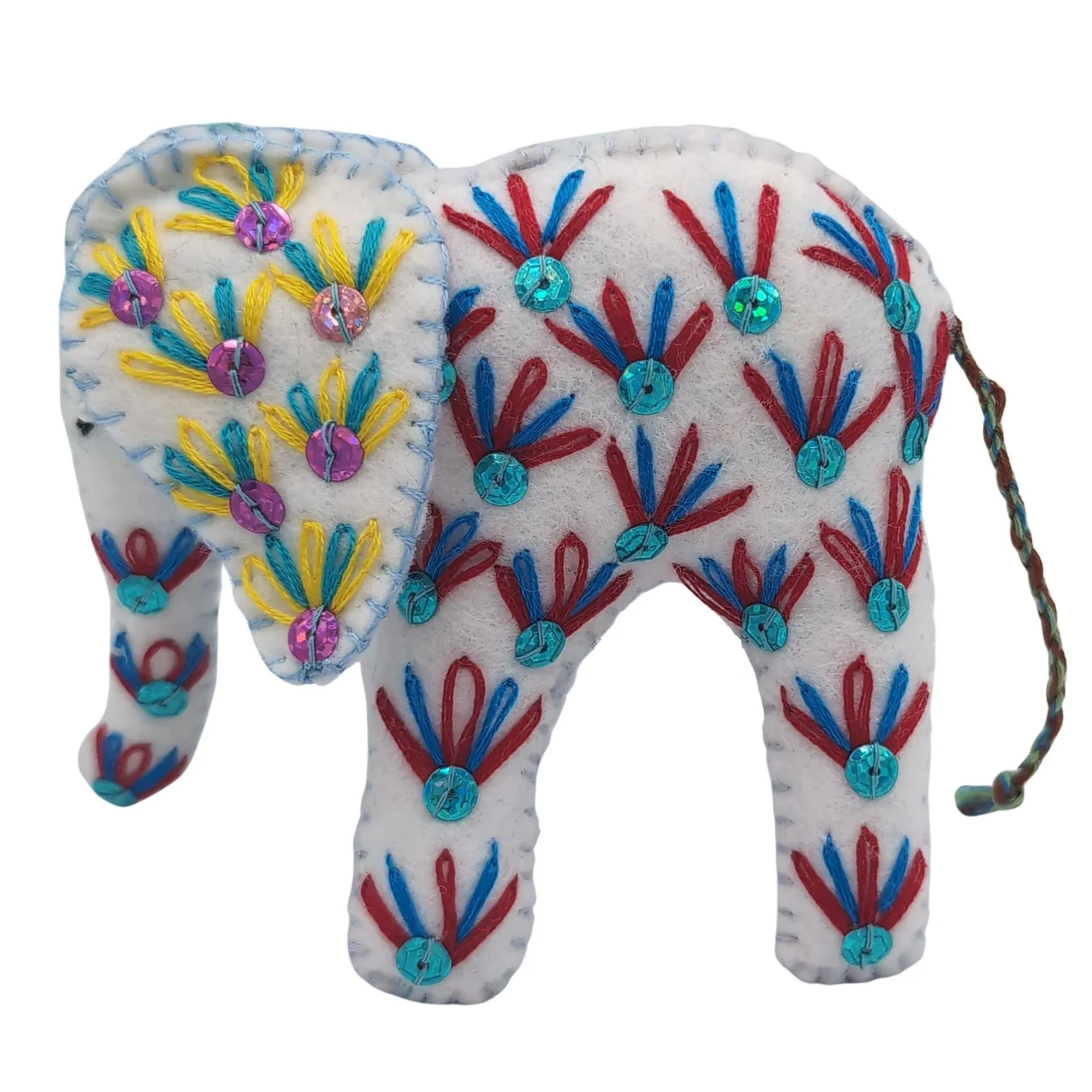 StandingElephant_Mandari_SQ1811401_alt1.jpg
