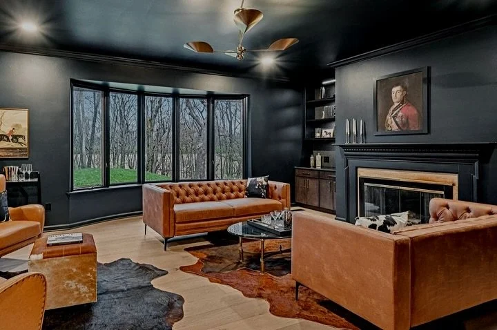 This is what mid-century dreams are made of. This modern masterpiece, restored with integrity, vision and artistry in one of Chadds Ford&rsquo;s most sought-after conservation communities, is surrounded by meadows, ponds, and walking trails. It has b