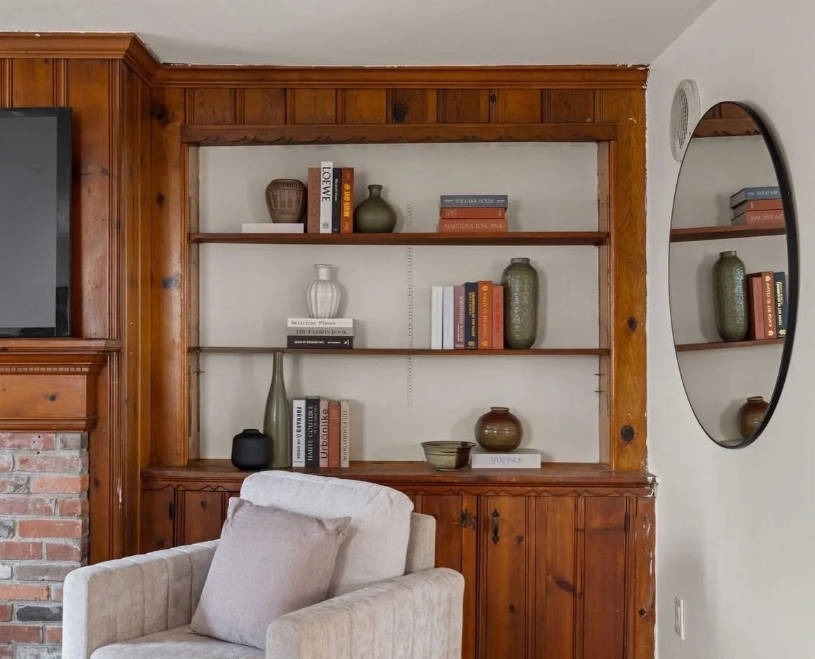 A little soul goes a long way ✨

This Bridesburg gem proves that character + smart updates = magic. Original wood paneling, built-ins, a cozy wood-burning stove, sun-drenched bonus spaces, and a double-wide lot with gated two-car parking. Warm, invit