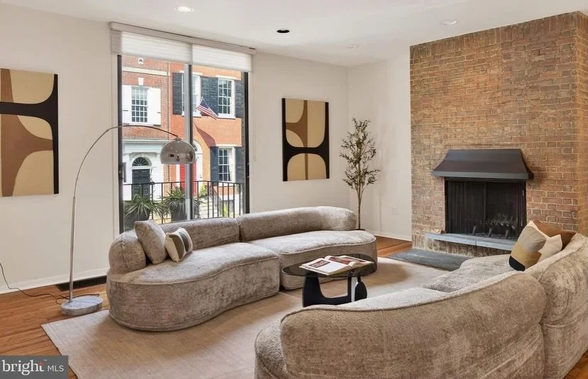 Not every day you get to stage a home designed by I.M. Pei.

A Pritzker Prize-winning architect. A MoMA-recognized project. One of the most important examples of postwar urban design in America. For design lovers like us, this wasn&rsquo;t just a sta