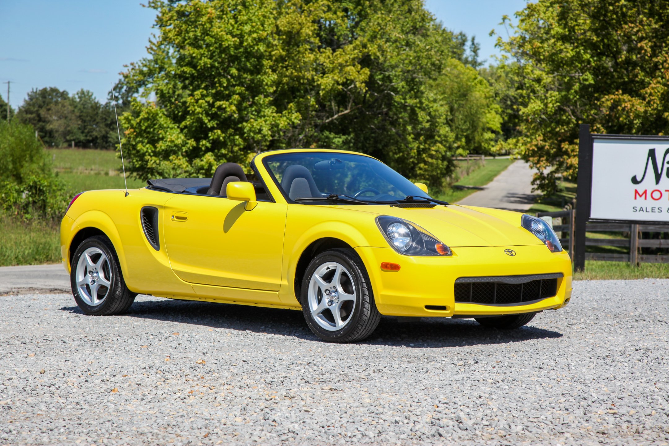 mr2-2.jpg