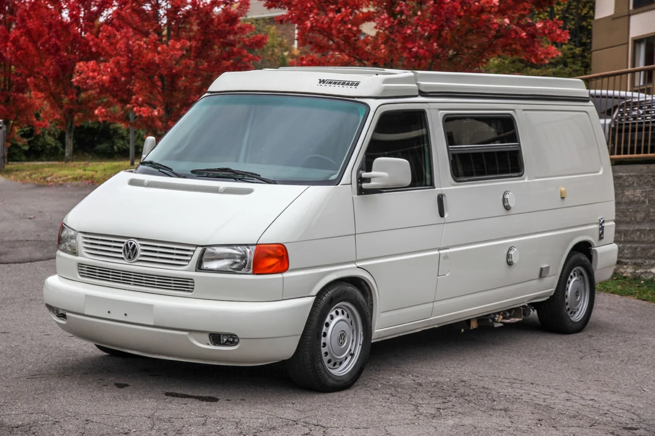 02' Winnebago - 4.jpg