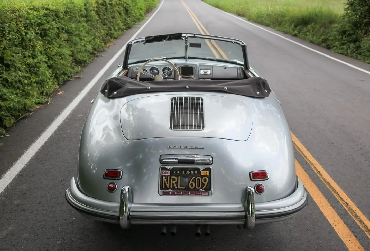Wishing I were in Monterey with the 52&rsquo; Split Cab&hellip;I wonder how many times it drove on Hwy 1, PCH, or Big Sur? It spent 50 years in California&hellip;.it must have seen some great drives! For Sale&hellip;. 
NicheMotors.com
&bull;
&bull;
&