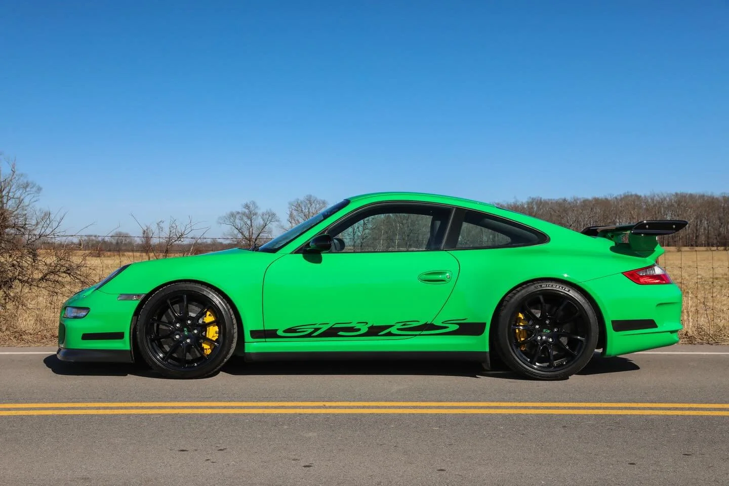 🐸 For Sale &bull; 2008 GT3RS &bull; 9,786 miles &bull; $499,975
&bull;
&bull;
Full listing, photos, and details 🔗 in Bio
&bull;
&bull;
#Porsche #911GT3RS #GT3RS #RSgreen #Porsche911