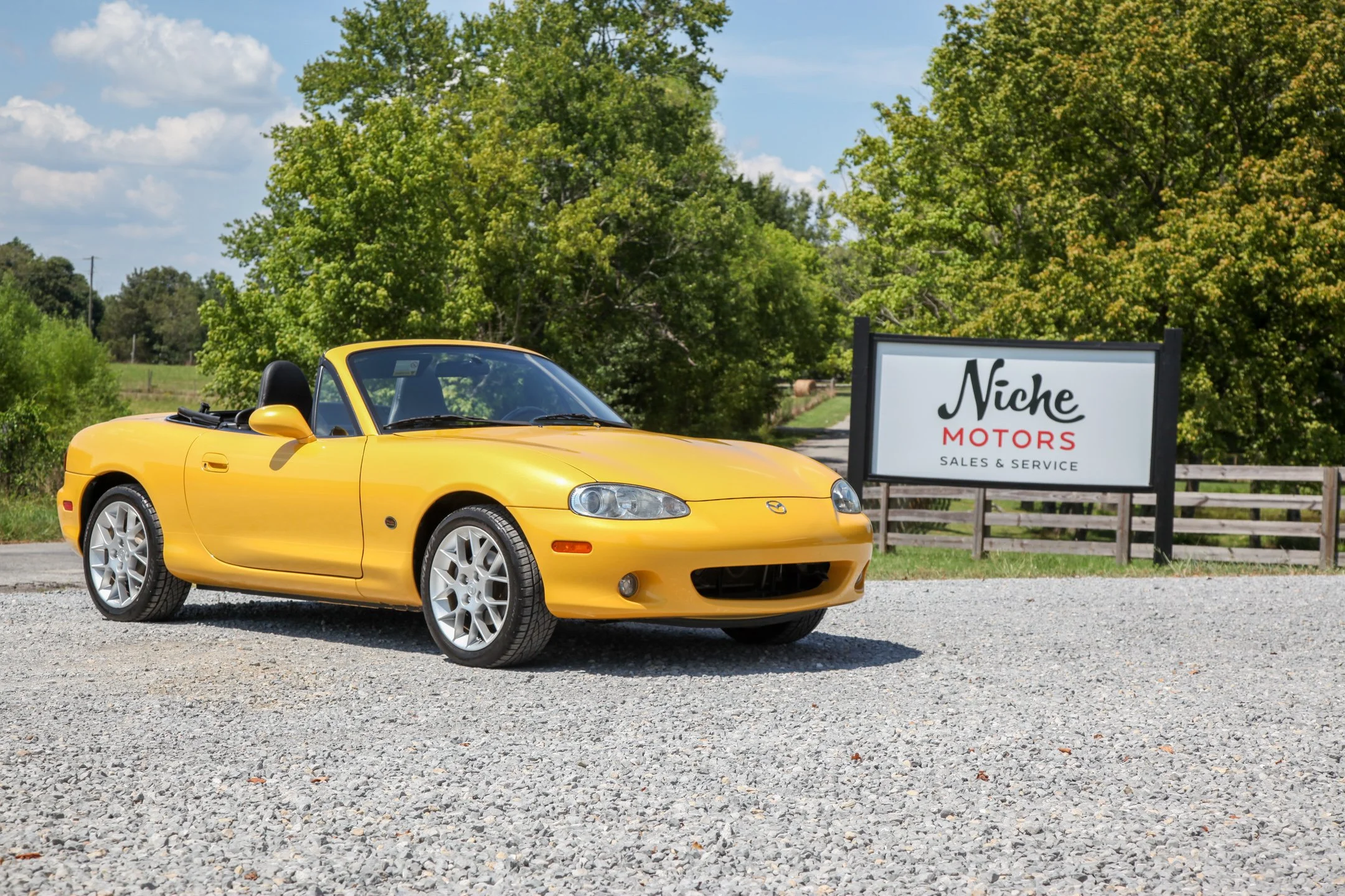 miata.jpg