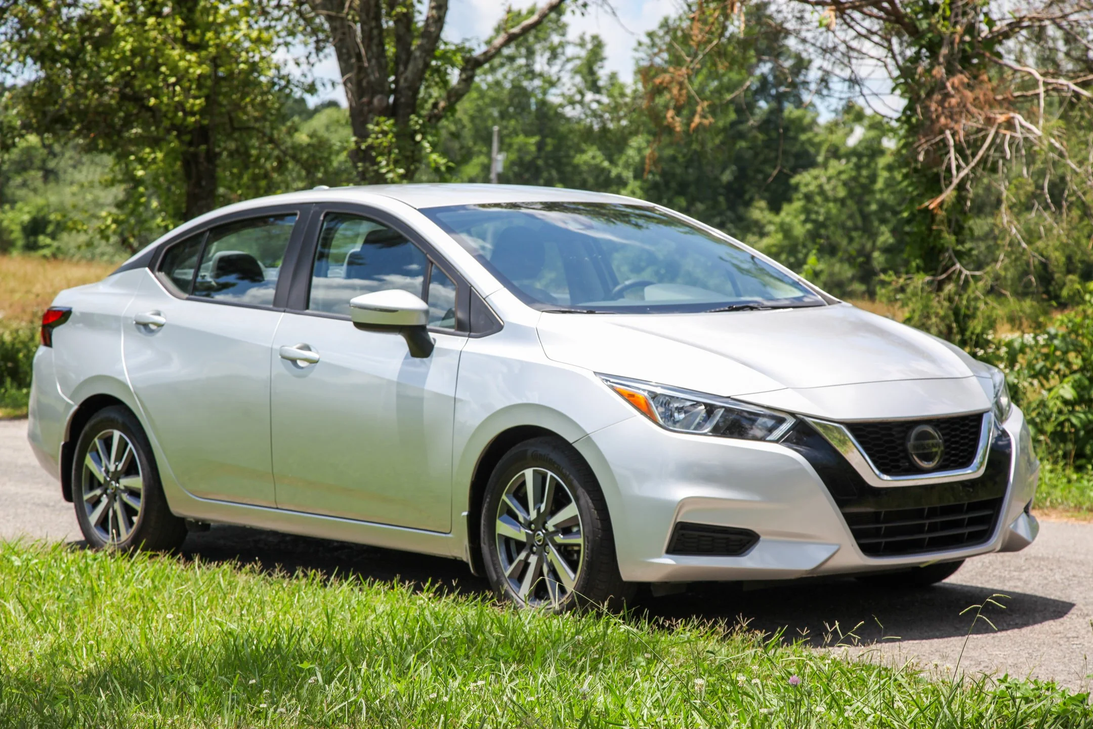 2020 Nissan Versa SV