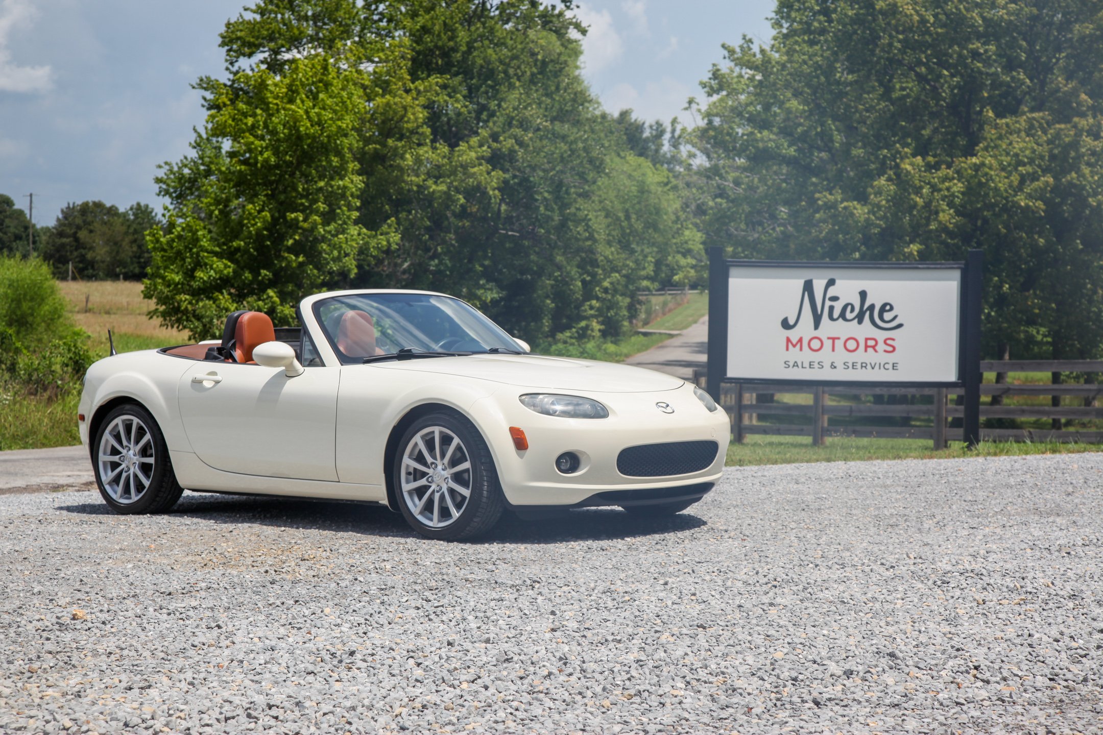 miata.jpg