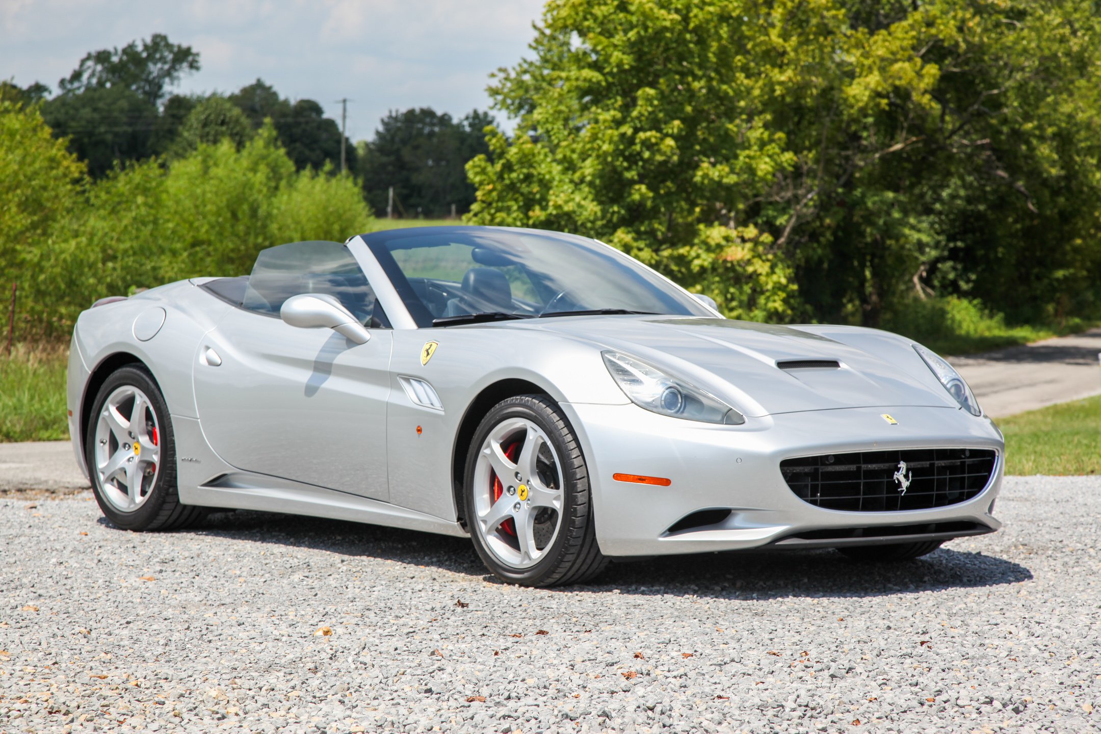 2010 Ferrari California Base