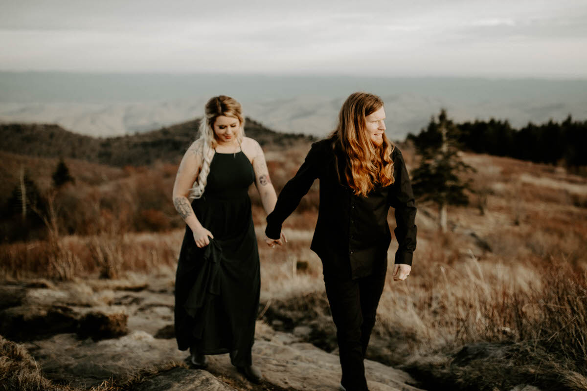 north carolina engagement photographer elopement couple adventure shelby robinson black balsam bald blue ridge parkway thistle wood photo