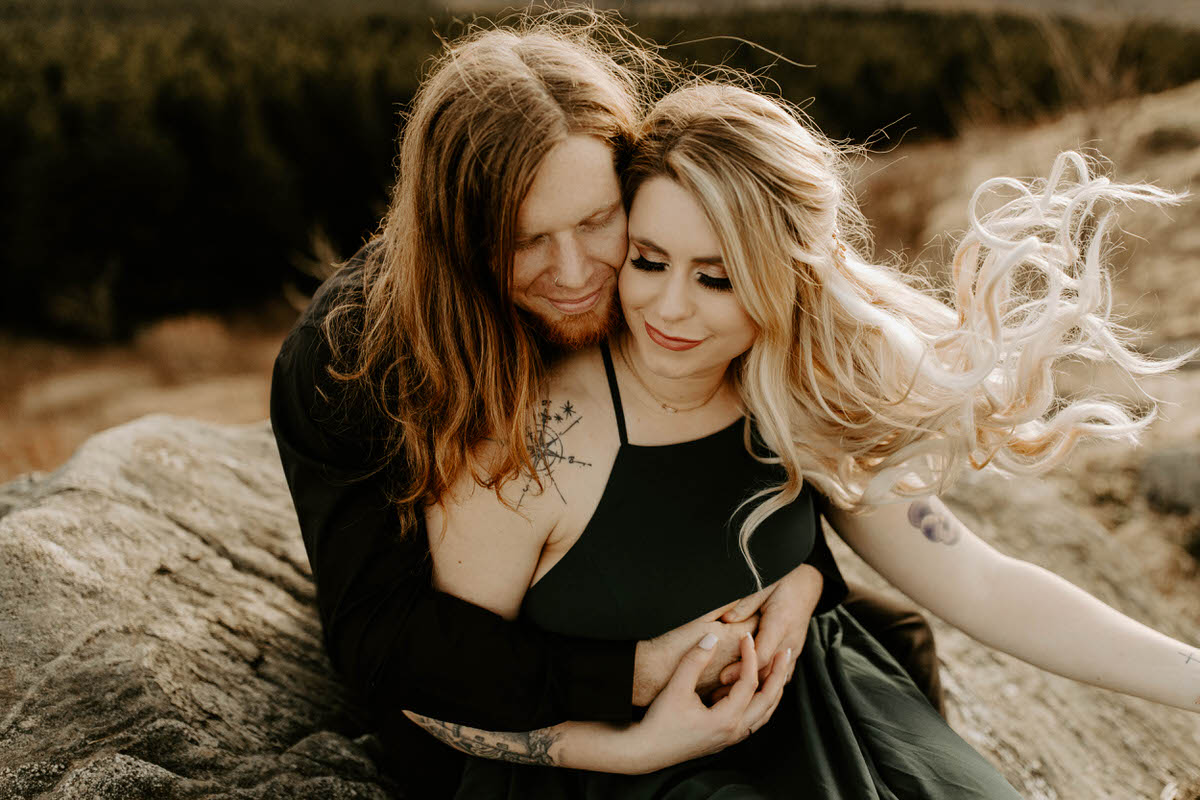 north carolina engagement photographer elopement couple adventure shelby robinson black balsam bald blue ridge parkway thistle wood photo