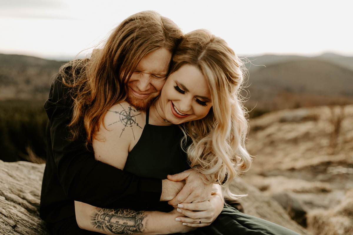 north carolina engagement photographer elopement couple adventure shelby robinson black balsam bald blue ridge parkway thistle wood photo