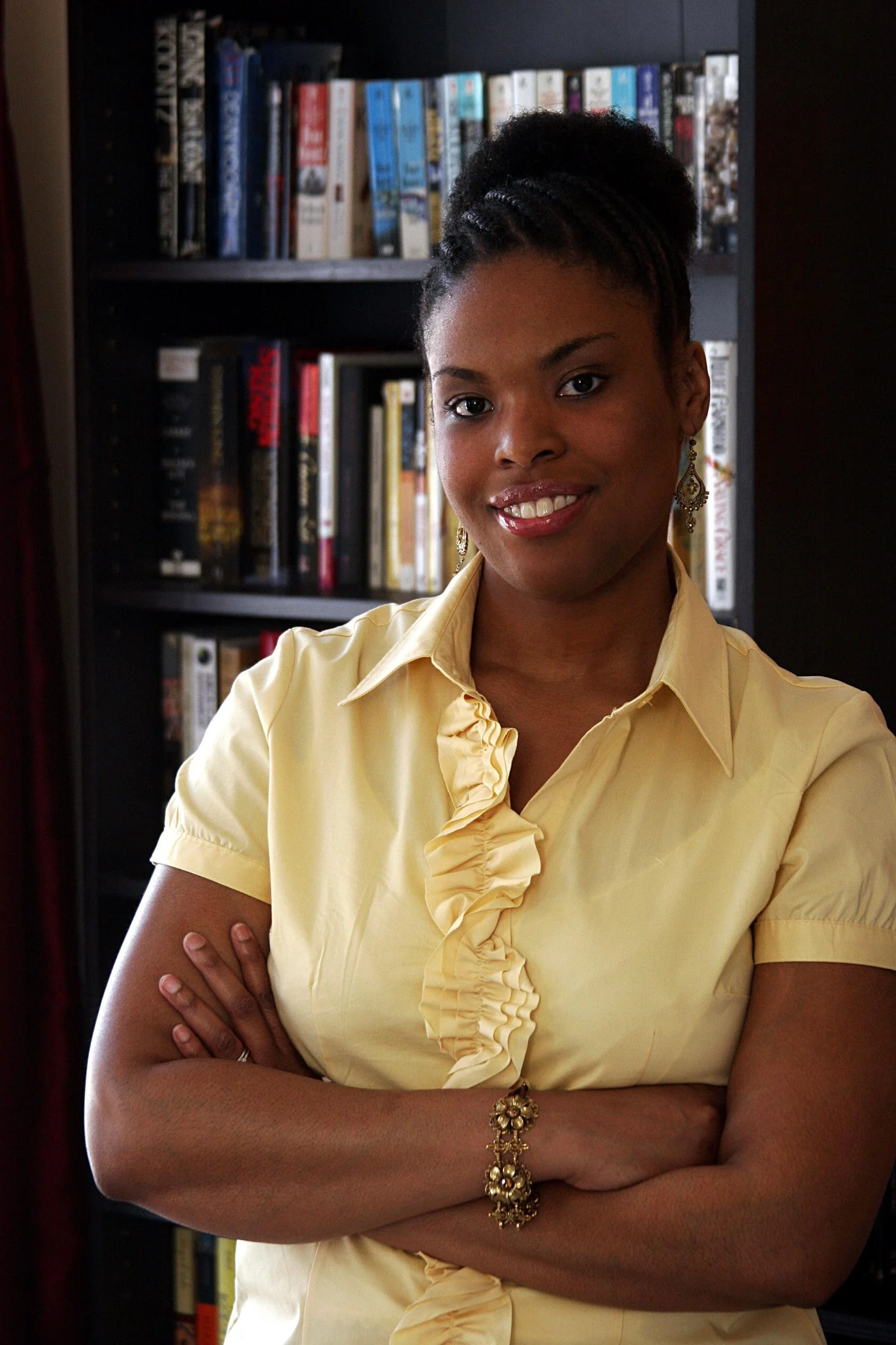 author-headshot-Shelly Ellis.jpg