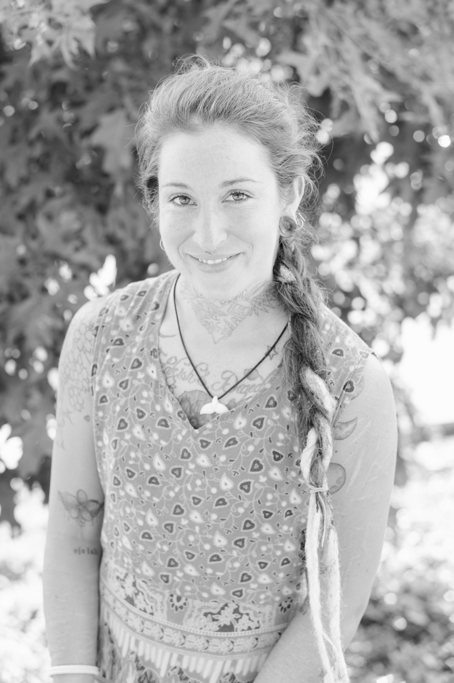 Carina 1 SM bw.png