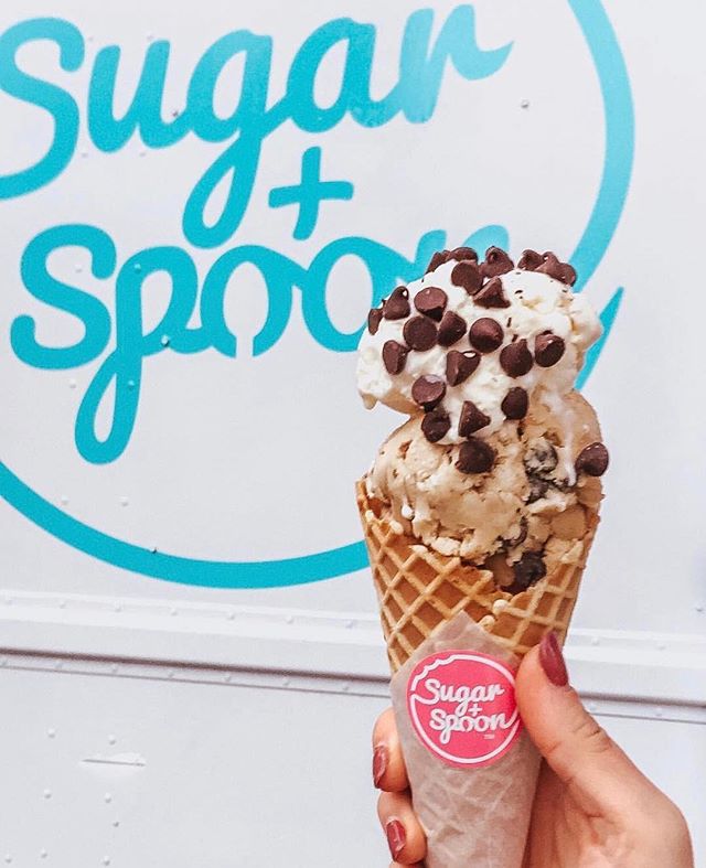 My mind tells me to go the gym, but my heart tells me to find Sugar + Spoon
.
.
📷: @itscolleenk .
.
.
#sugarspoondough #cookiedough #safetoeat #desserts #food #seattle