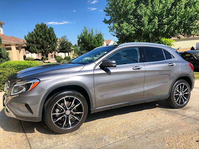 Wash and wax! 🧼 💦 #detailqueen