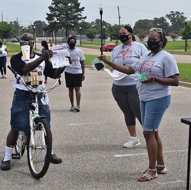 We thank our volunteers and partners:
City Councilwoman Audrey Graham
Freewill Baptist Church
@hola_montgomery 
Alabama Appleseed Center for Law &amp; Justice
@mgmbailout 
@cityofmontgomery 
for a wonderful event today! 
Photo credit: Volunteers and 