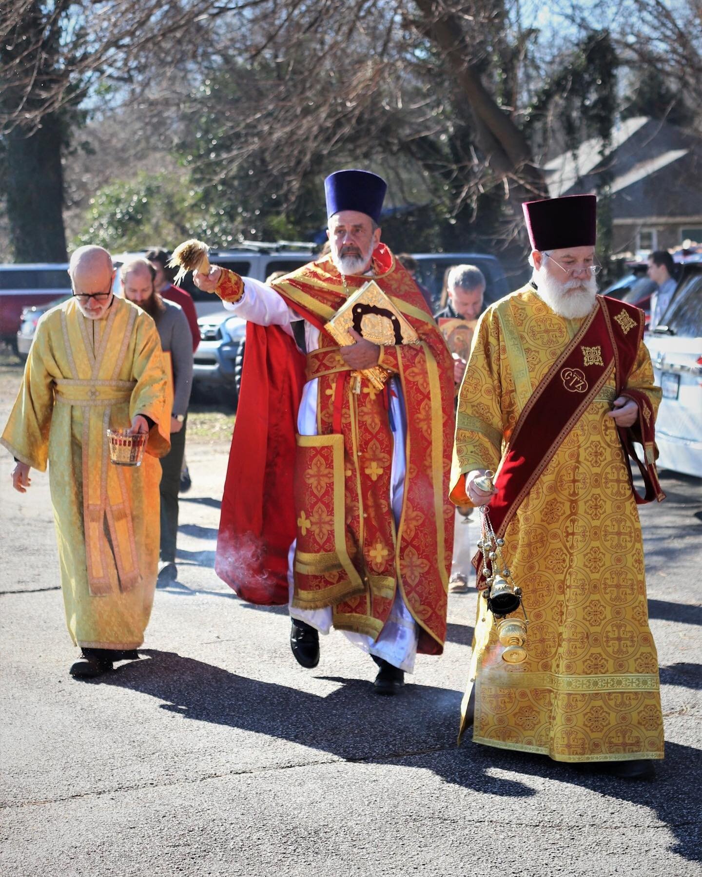 52 Weeks of Orthodoxy: A photo a week from our life in Christ in the Orthodox Church 

https://www.engageorthodoxy.net/52weeksoforthodoxy/procession