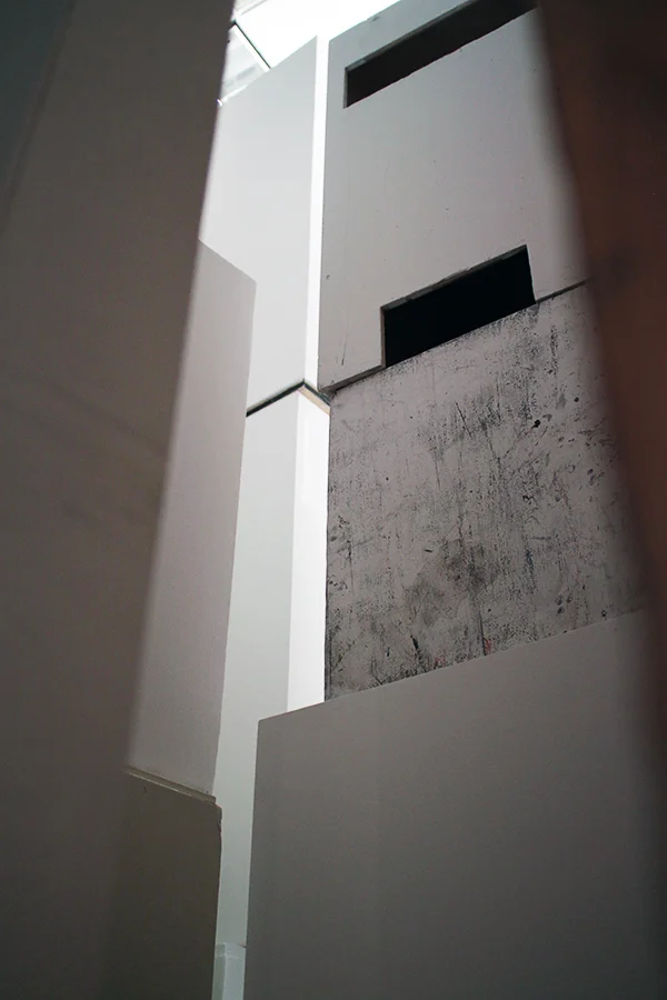 Pedestal Closet
