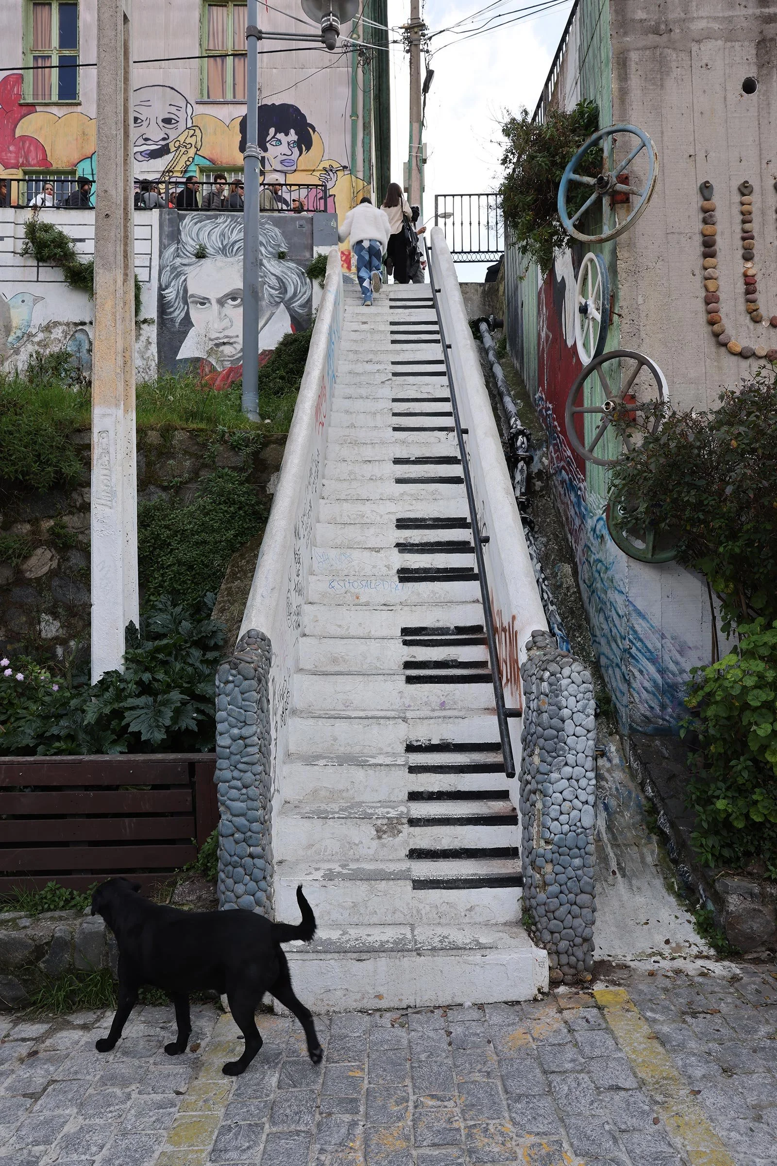  Piano Staircase, Valparaiso, Chile 