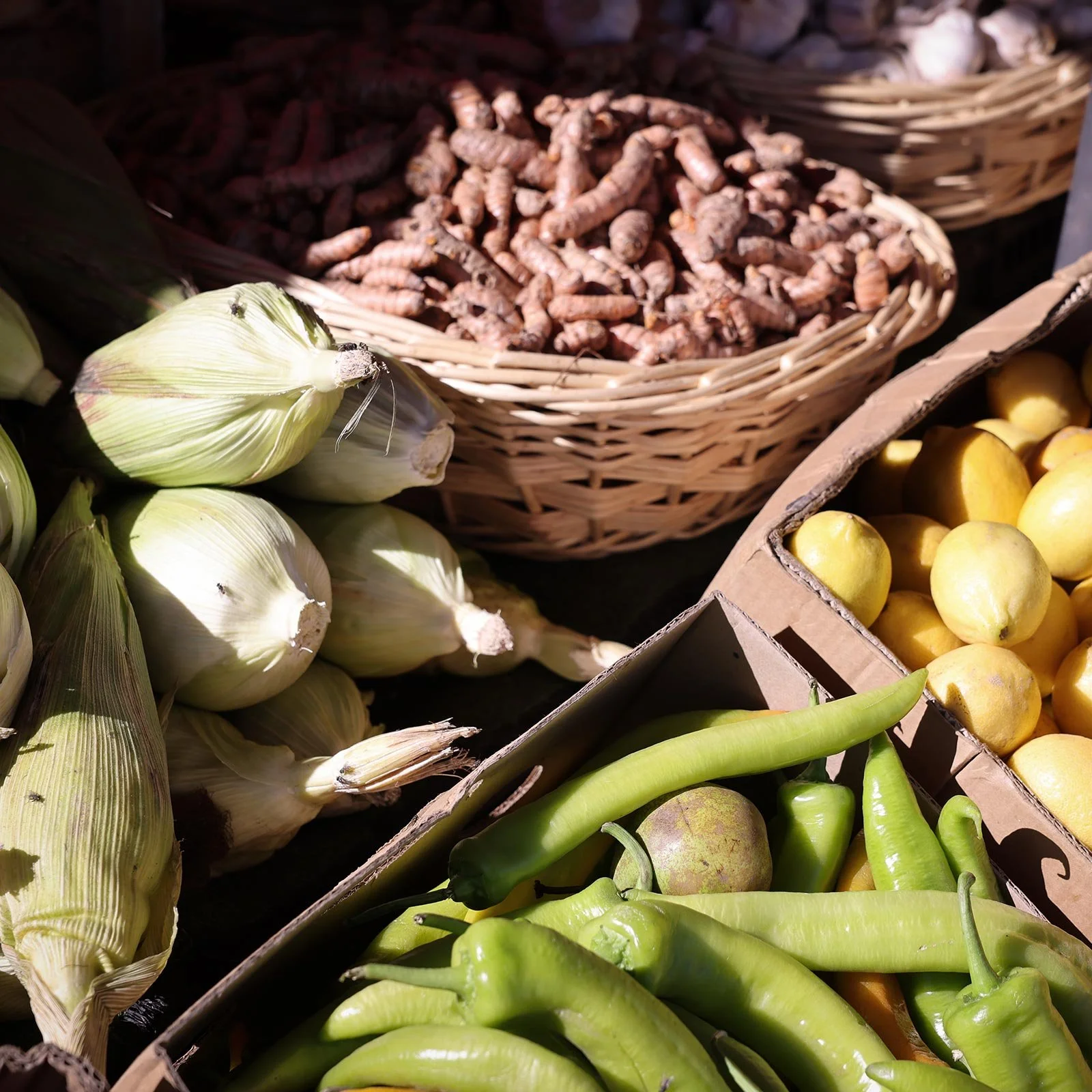Ingefära, majs och grön chili