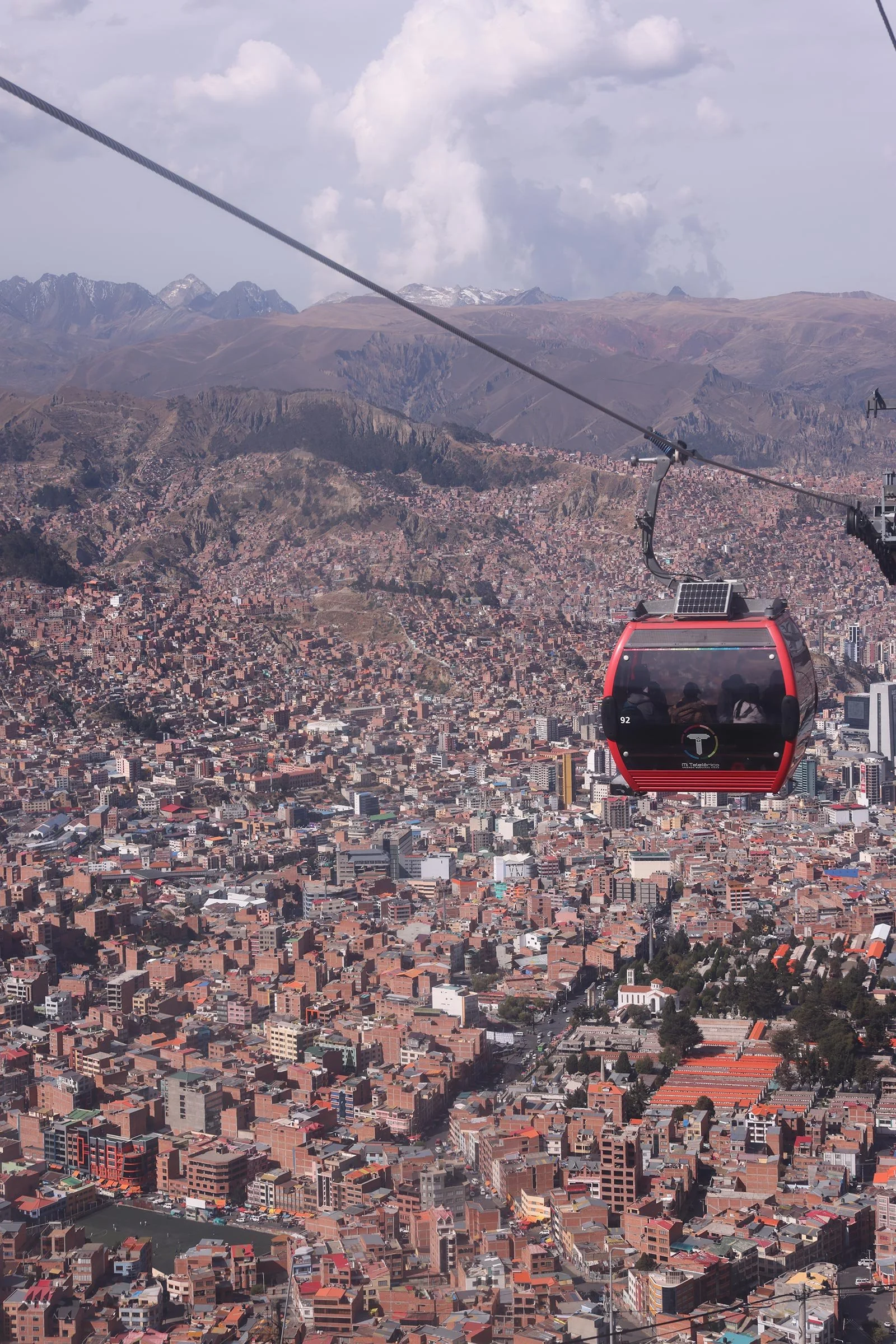 Röd Mi Teleférico i La Paz, Bolivia