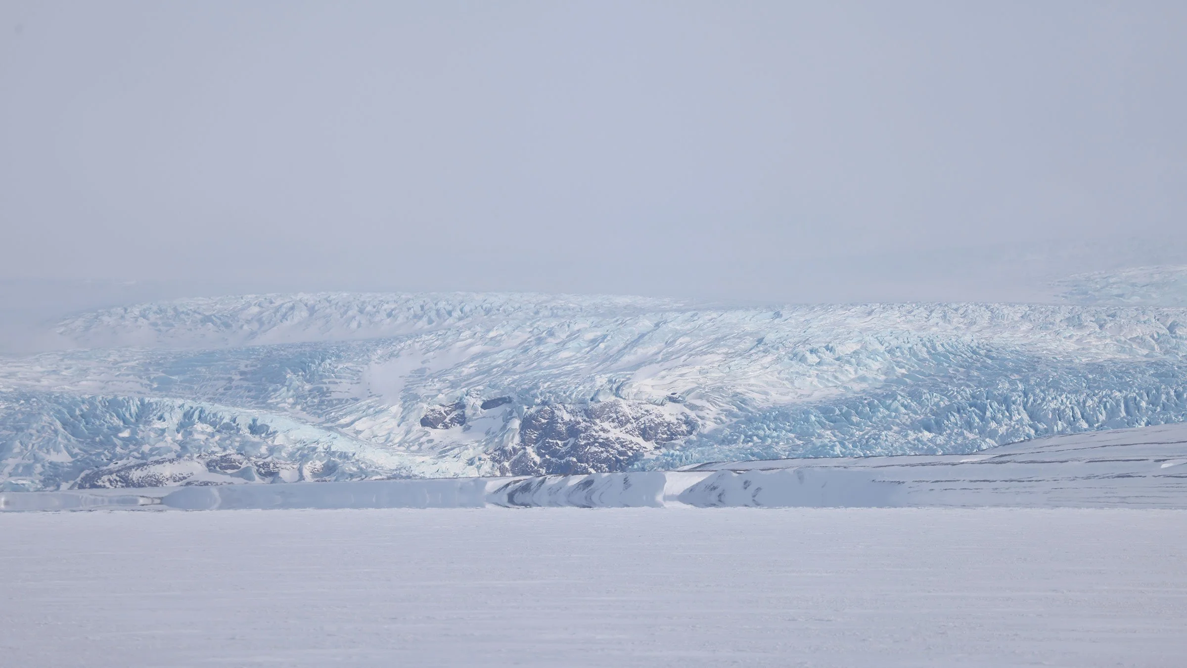 Glaciären Nordenskiöldbreen i Billefjorden på Svalbard