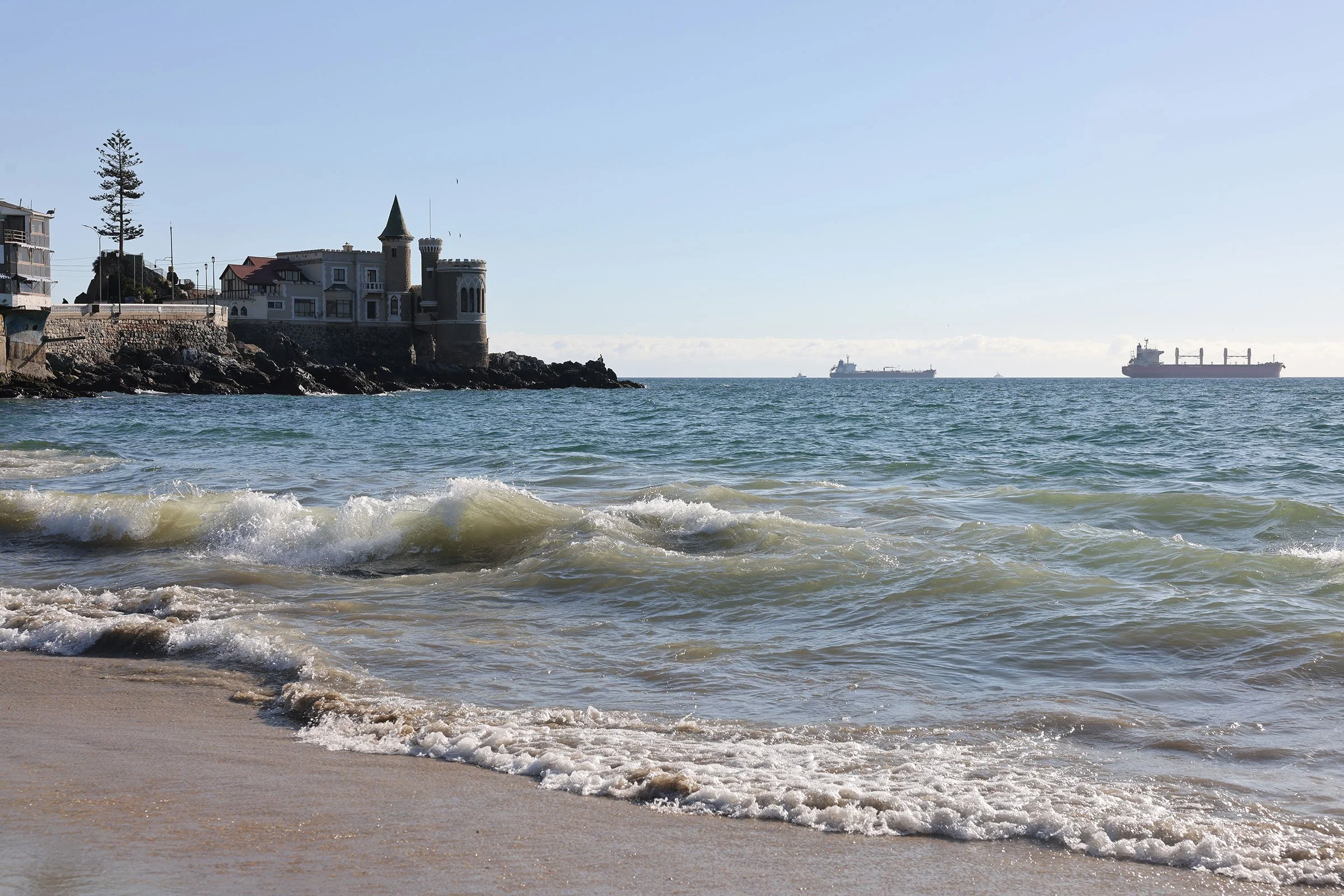 Castillo Wulff och Stilla havet i Viña del Mar, Chile