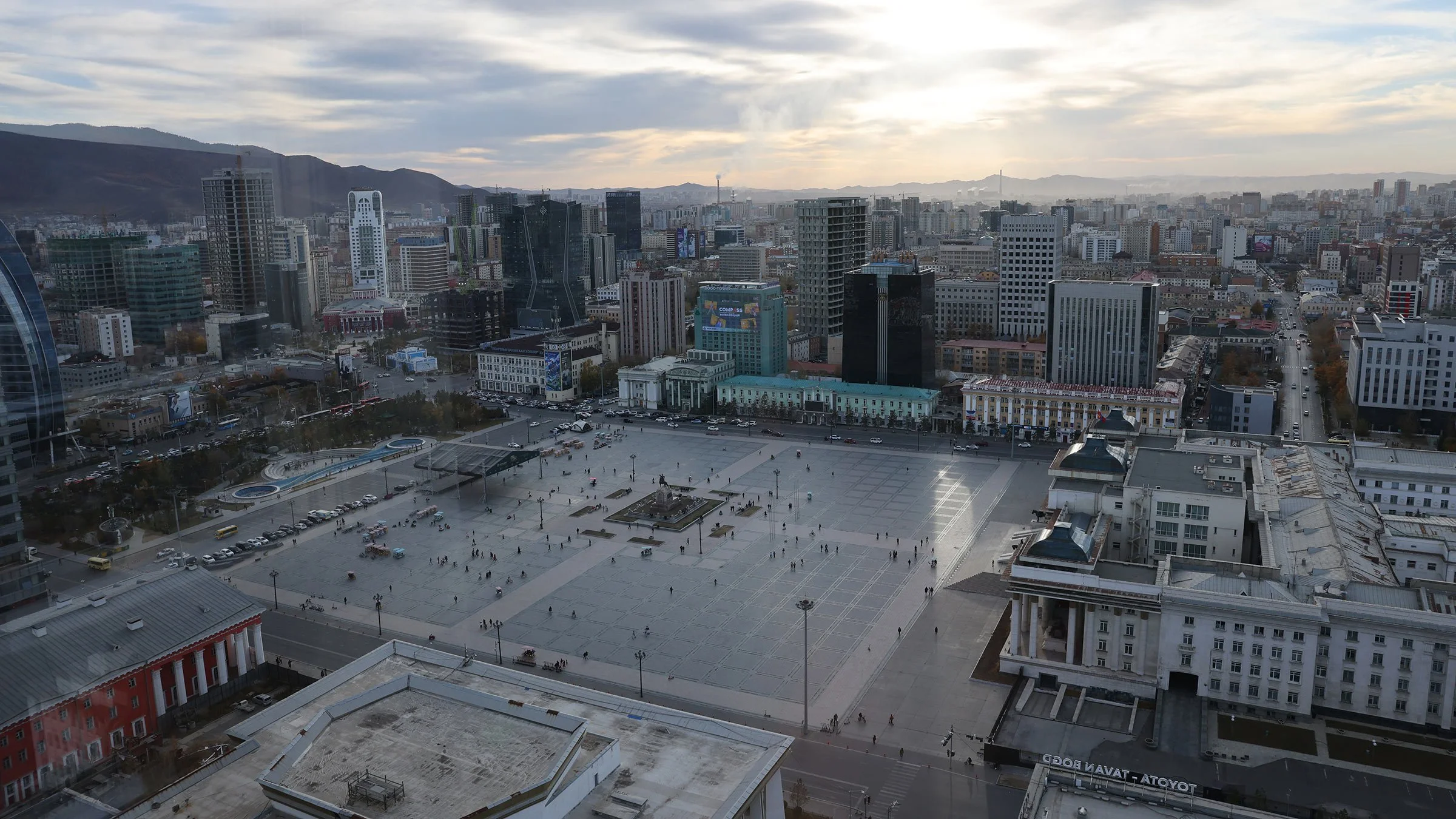 Utsikt över Sükhbaatar-torget i Ulaanbaatar, Mongoliet