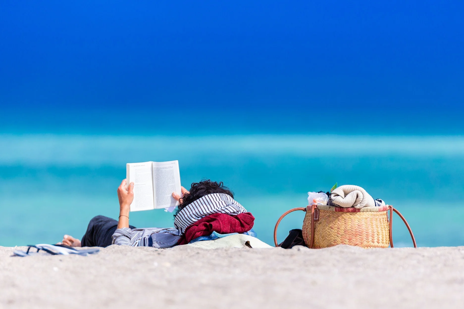 7 Tips for Completing Your Reading Goals