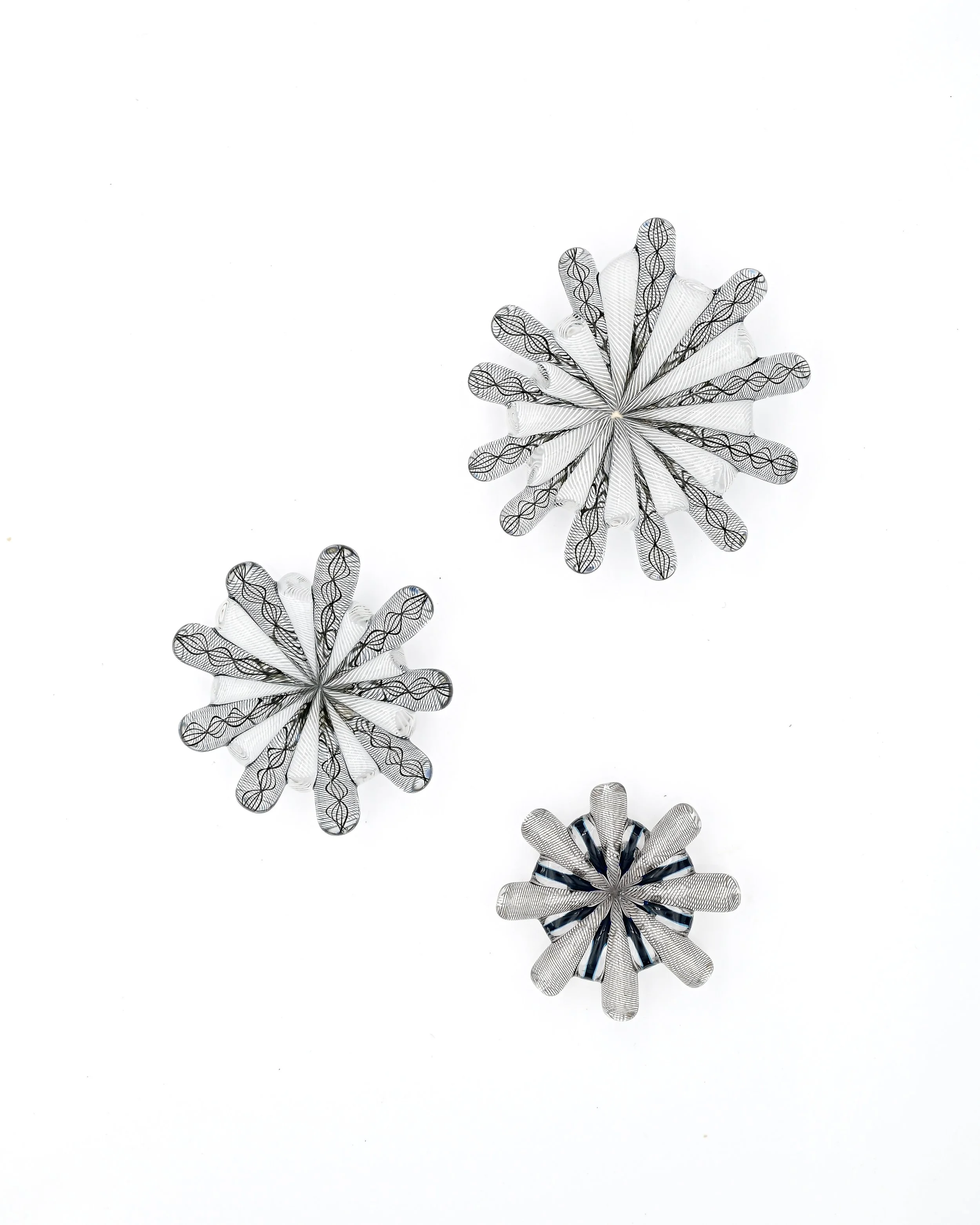 Neutral Rosette Magnet(s)