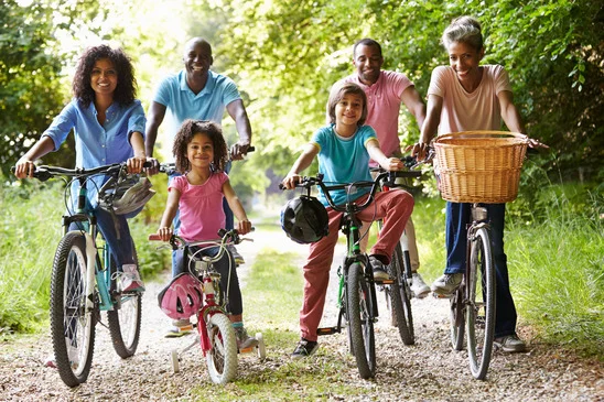 photodune-11792140-multi-generation-african-american-family-on-cycle-ride-xs.jpg