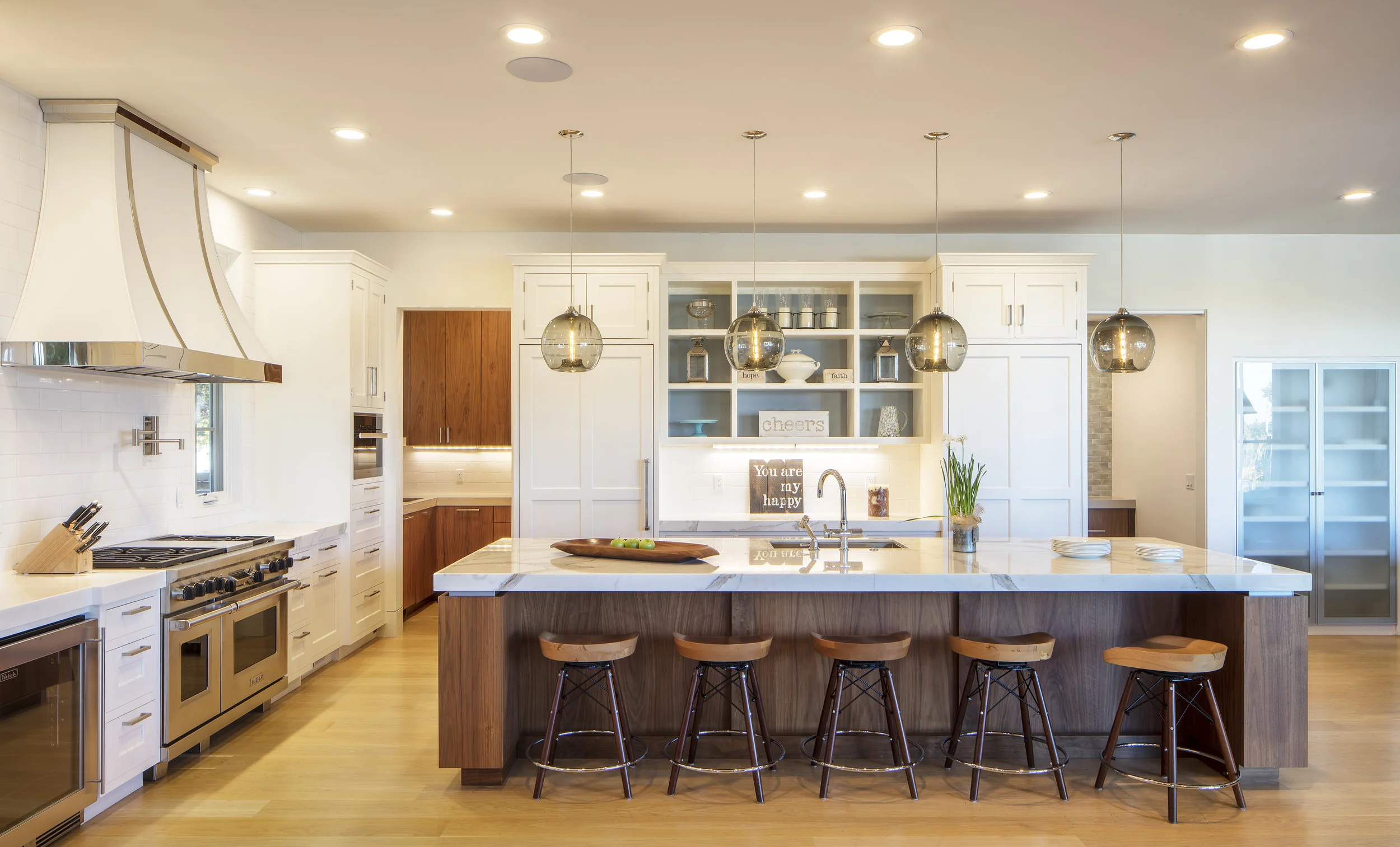 Surdey_Kitchen_01.jpg