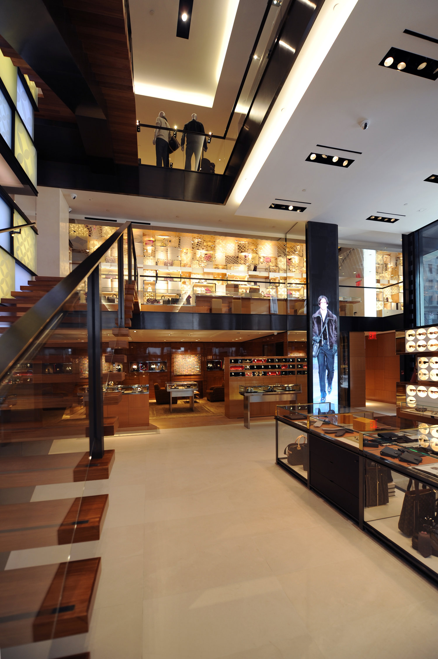 Retail  Louis Vuitton, 1E 57th Street, NY