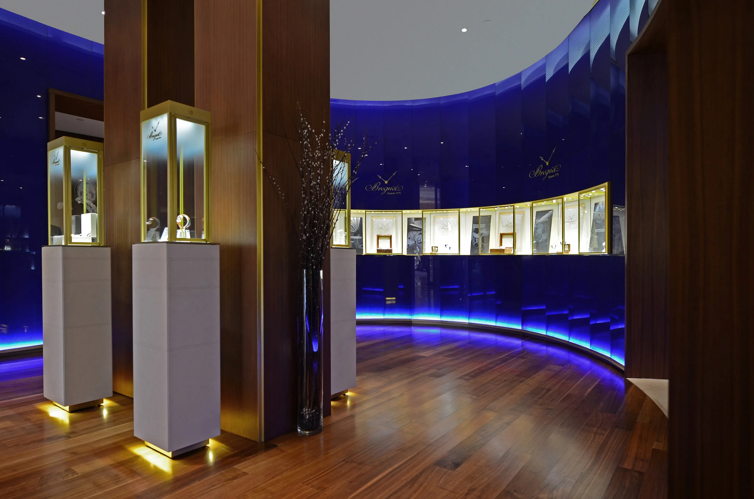 Breguet Bellagio 06.jpg