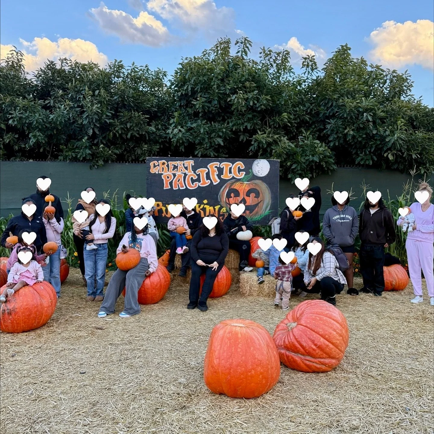 Pumpkins, hayrides, and so much JOY!ππ
This month our Purposeful Parenting Program and our new Road to Resilience Program both came together at @mcgrathgreatpacificpumpkins . Instead of learning in our Youth & Family Center, we spent the eveni