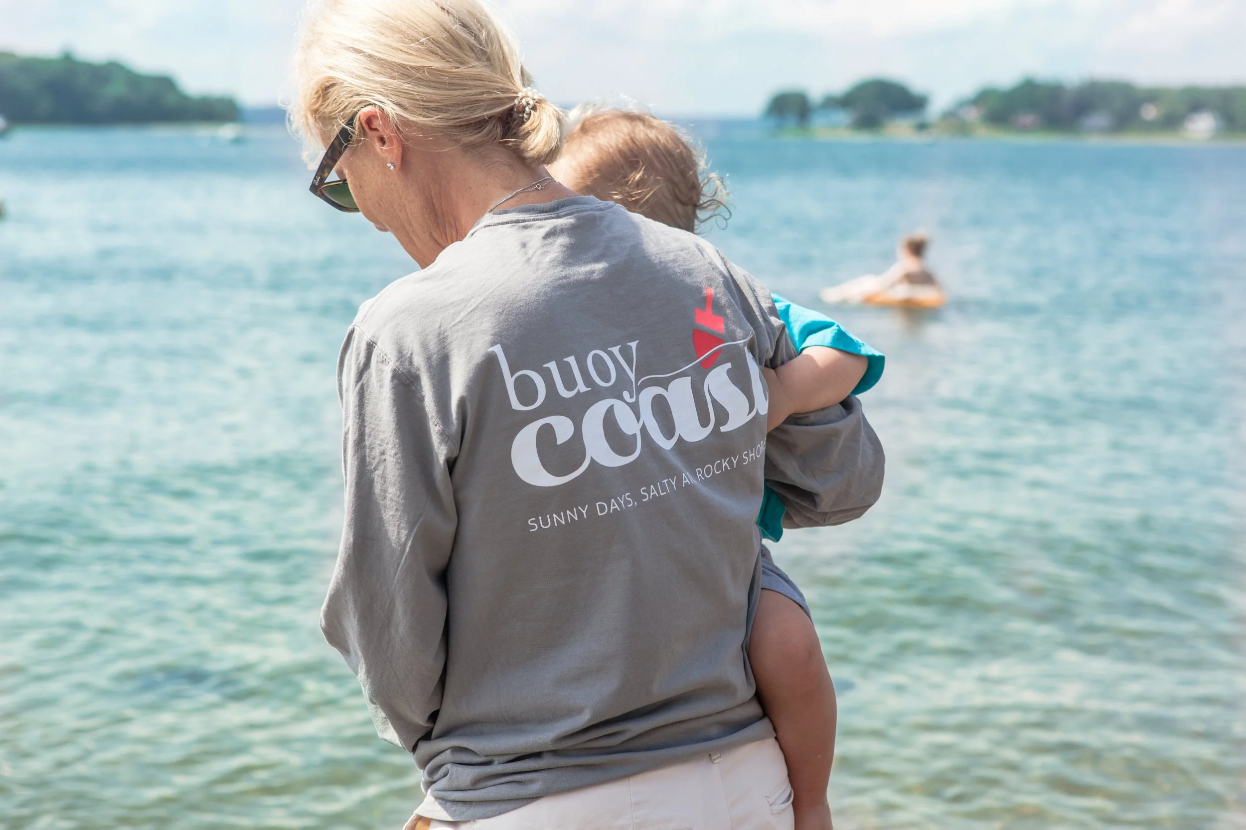 Buoy_Coast_Peaks_Isalnd_Maine_C_Heidi_Kirn-9832176_0b2080bd-64db-4891-af68-b51810d6b59a.jpg