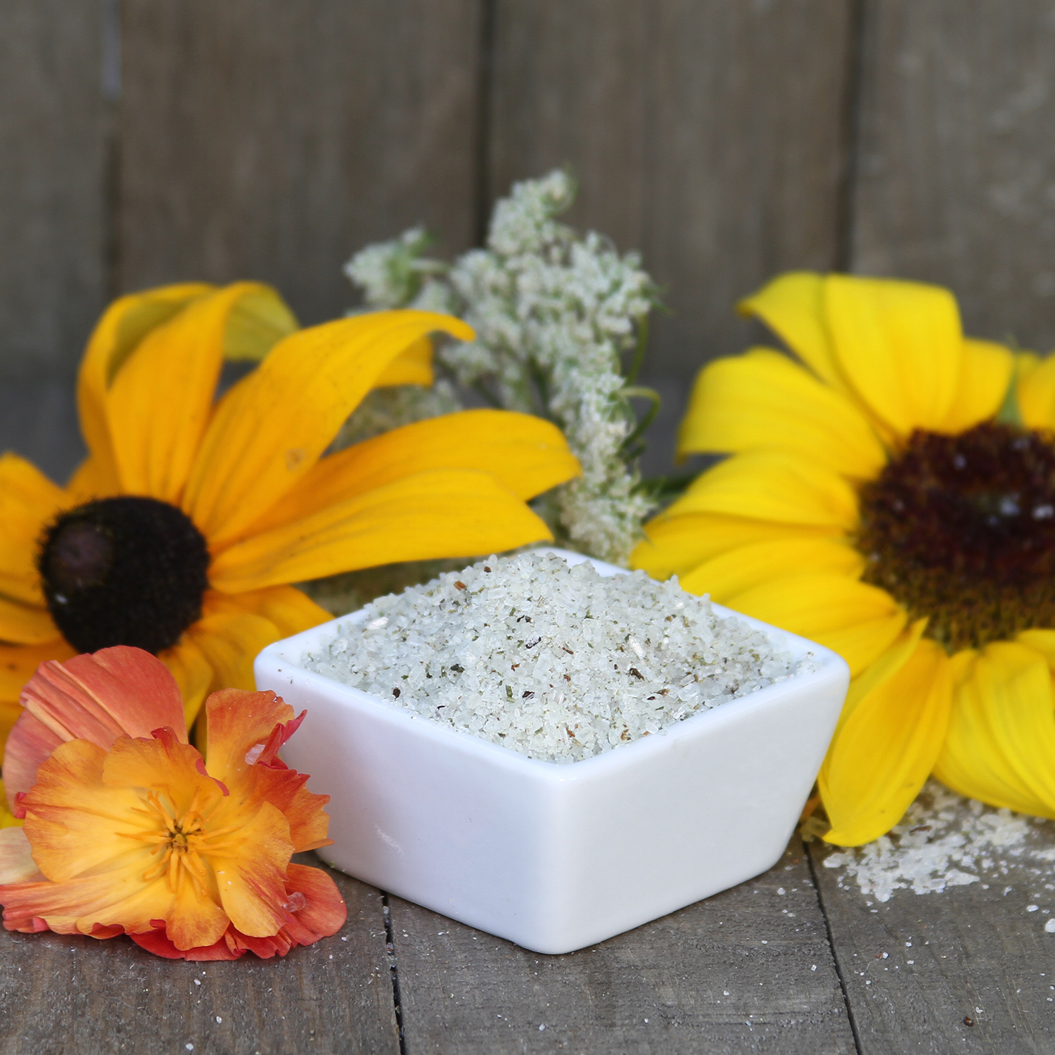 junpier rosemary salts up close.jpg