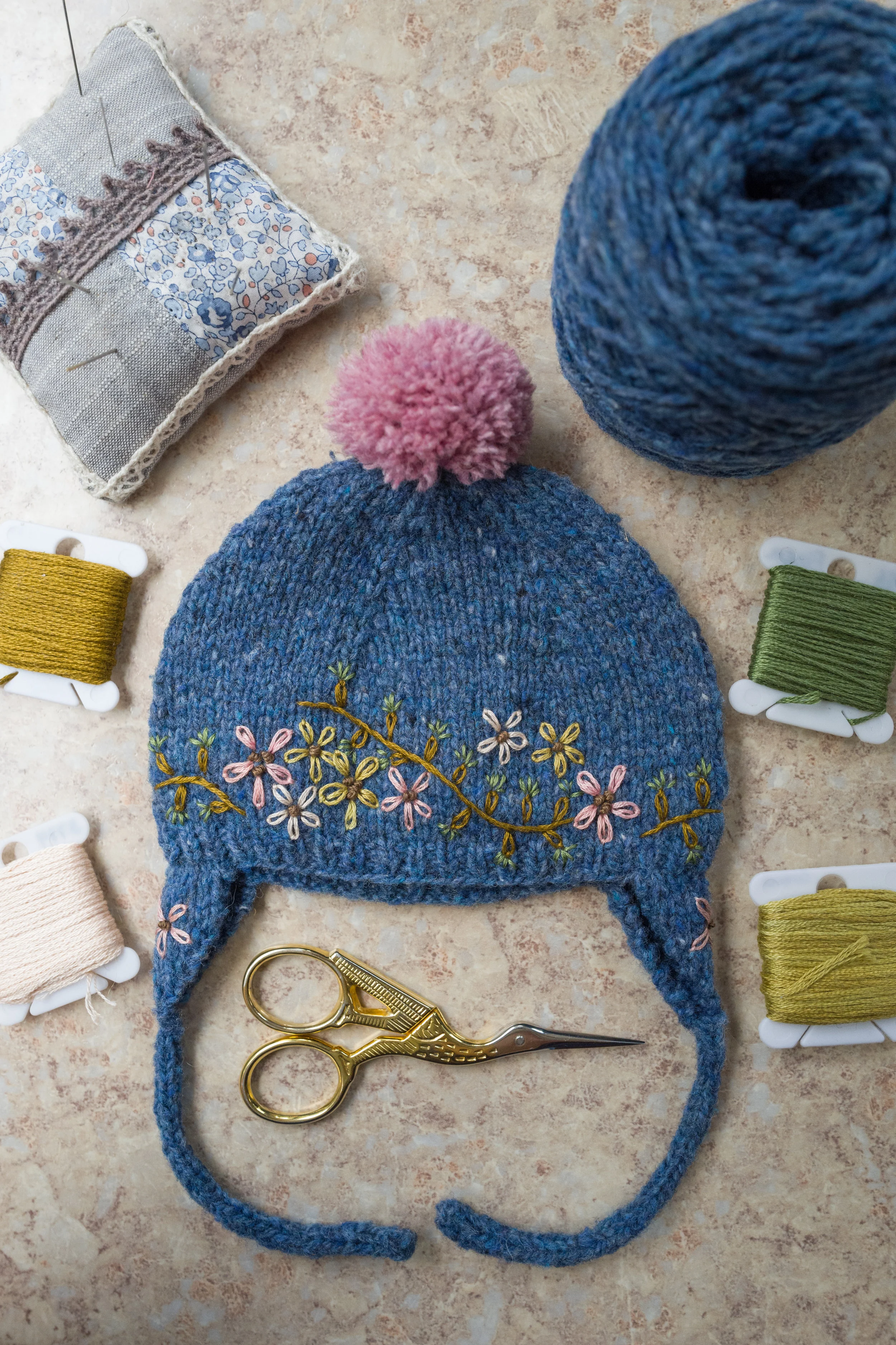 Embroidered Knit Hat- Blue 