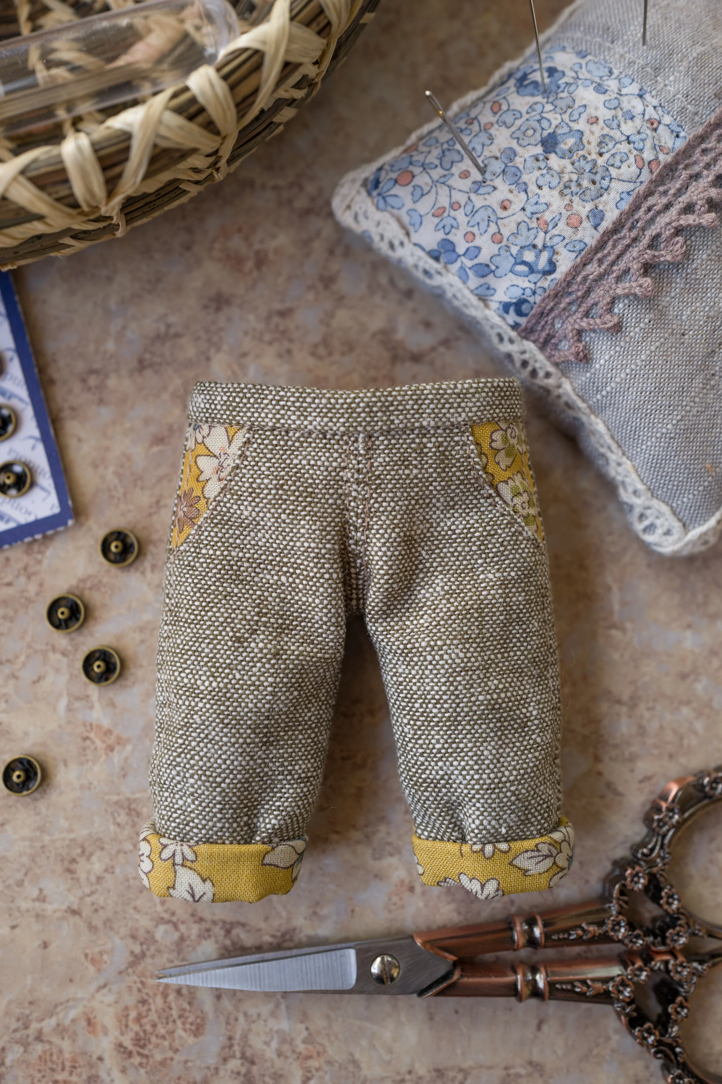 HOLALA Cropped Pants- Beige and Yellow