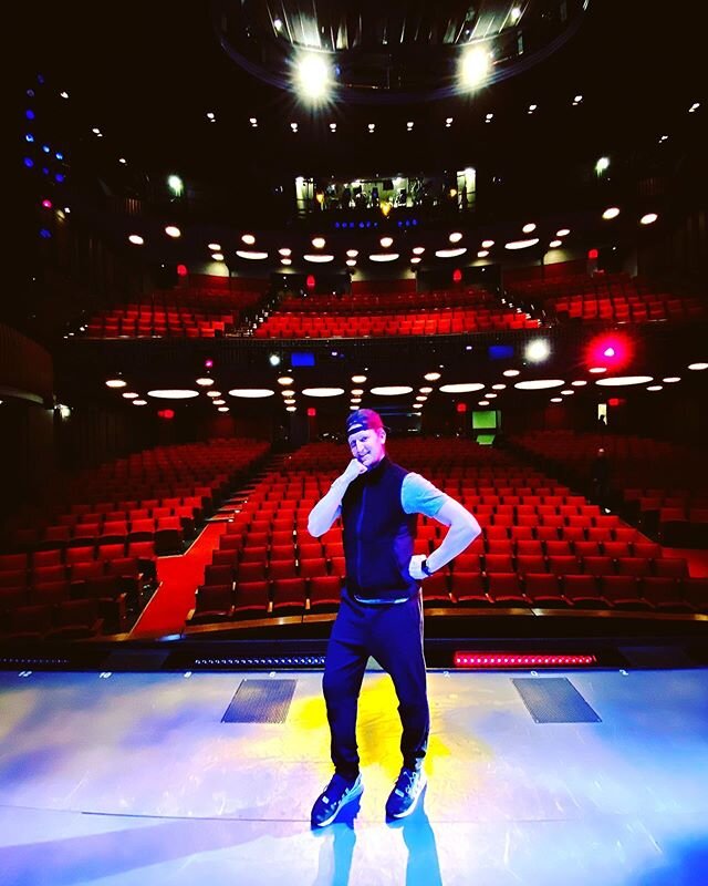 1st Preview!!! I cannot believe it&rsquo;s here. The love I have for this show is unreal. So proud @doubtfirebway #DoubtfireBway #DanceCaptain #Broadway #Previews #Love