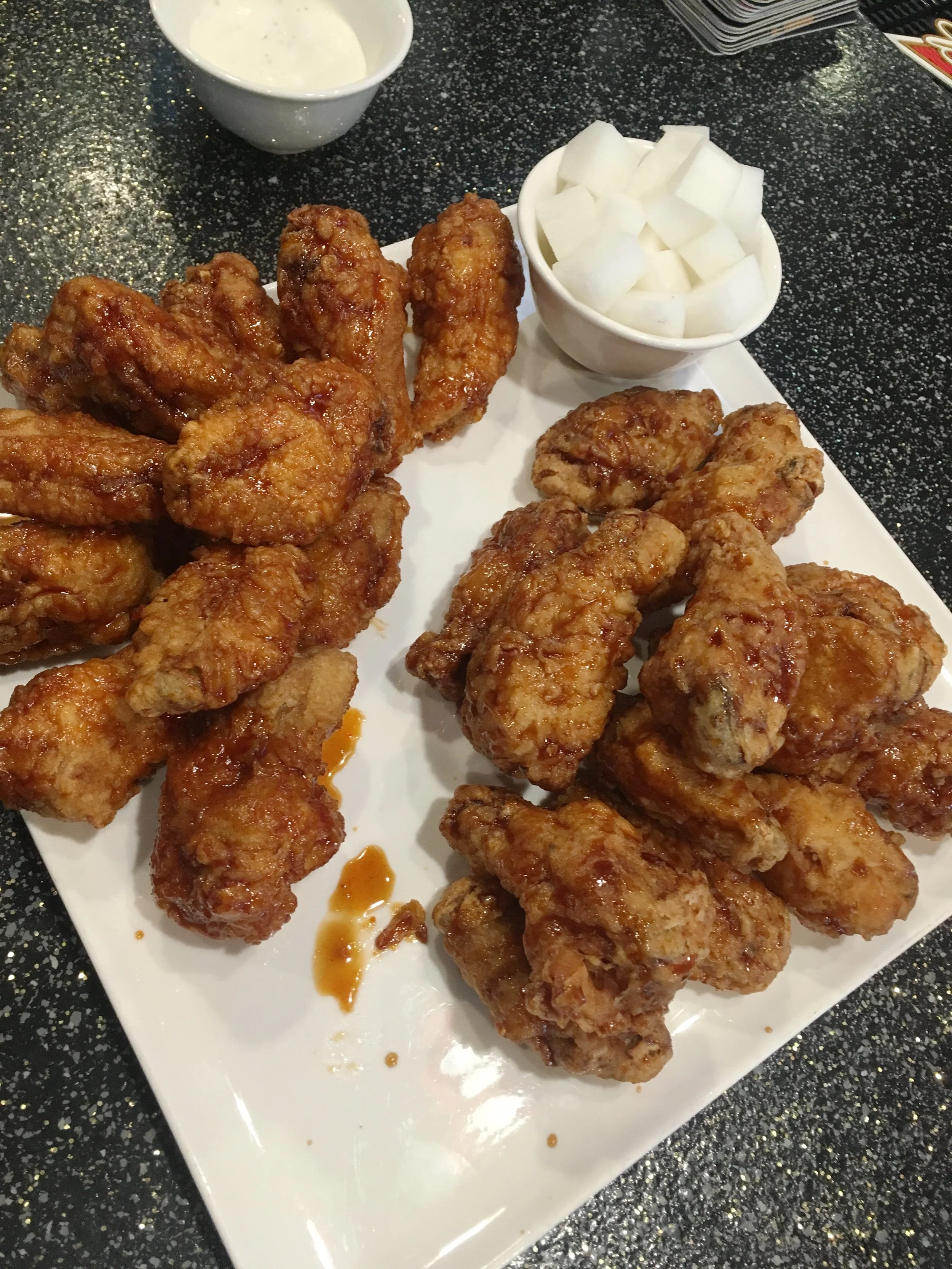 Bon Chon spicy/garlic wings