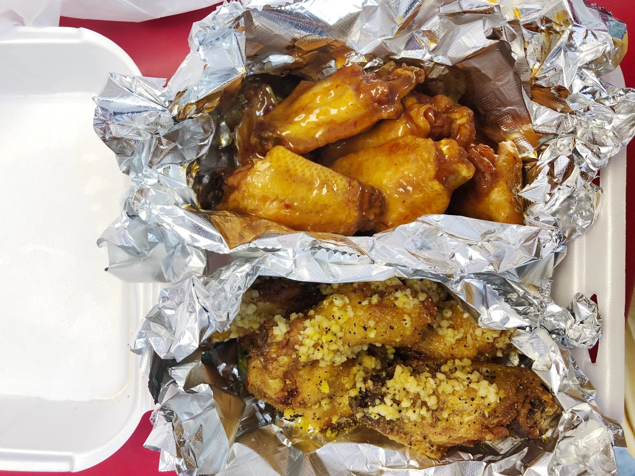 Jalepeno mango and garlic lemon pepper wings from “Wings on the Run” Greensville South Carolina. The flavor could have been better, it didn’t pop the way I needed too. However, it www fried really well. 8/10