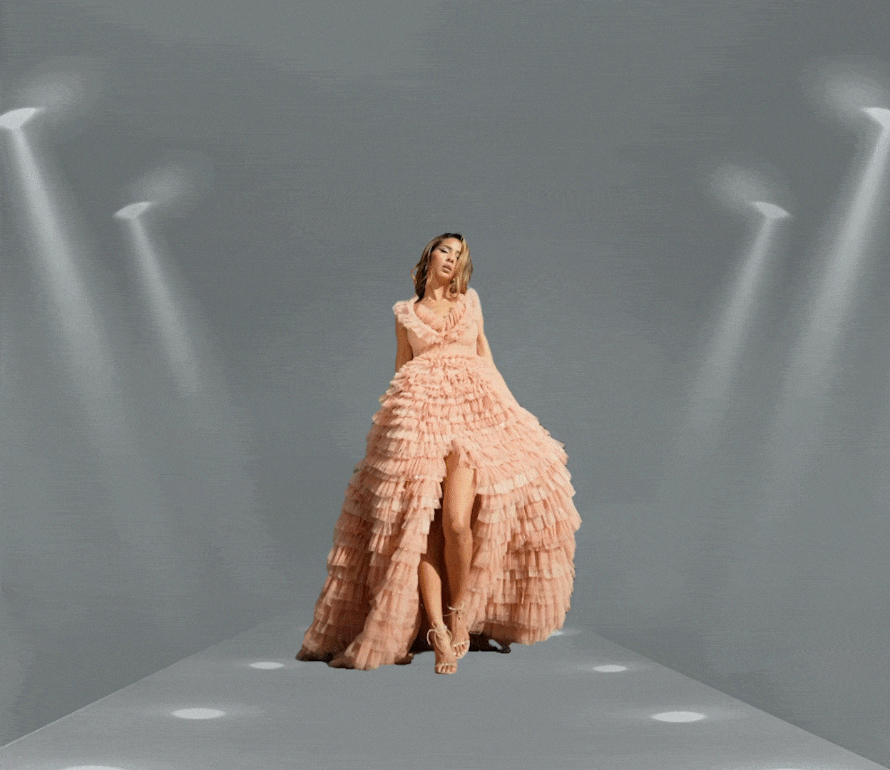 Comp 1 (online-video-cutter.com).gif