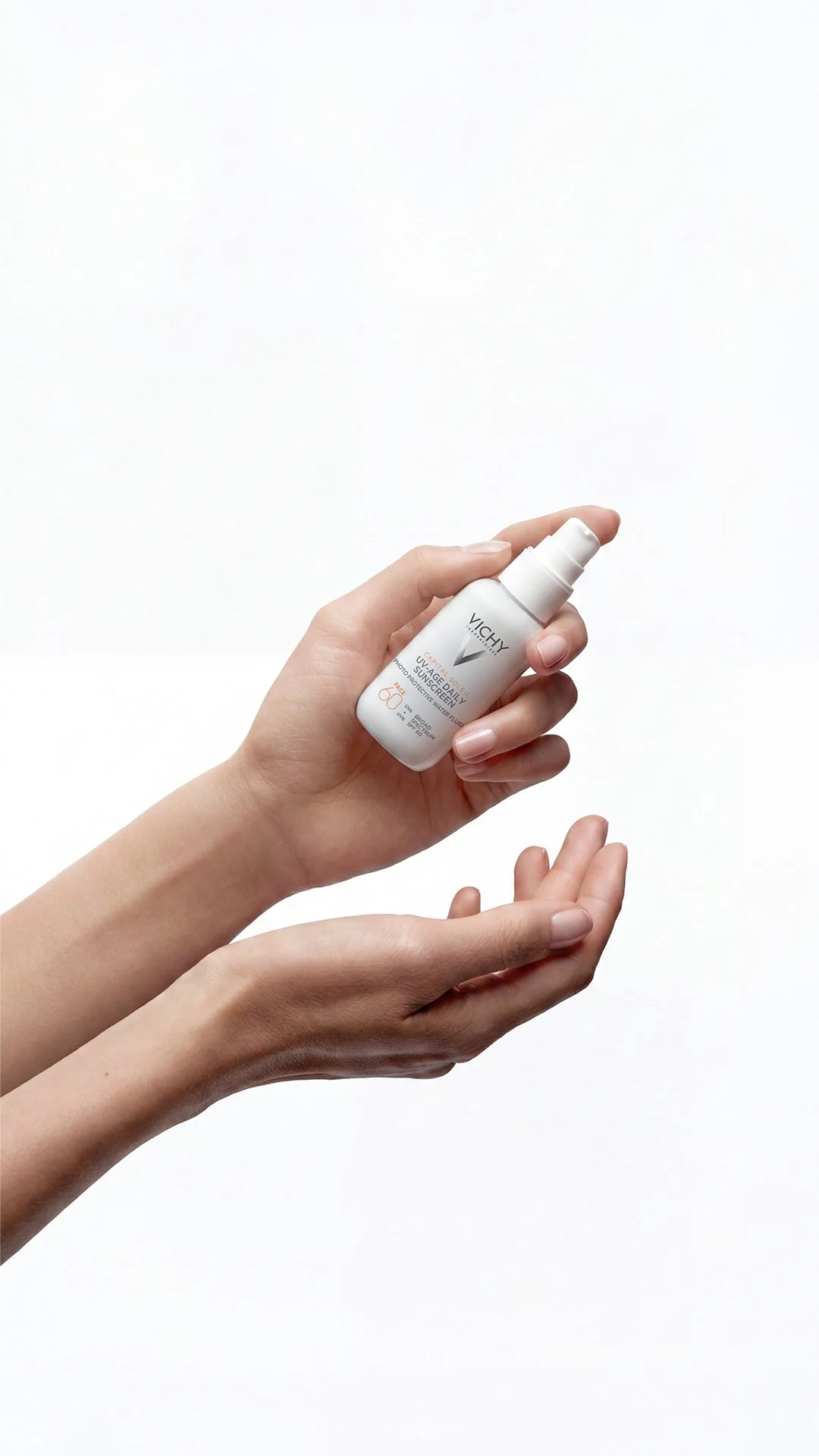 Vichy-Capital-Soleil-UV-Age-China-Hand-Chine-031-03-1080x1920.jpg
