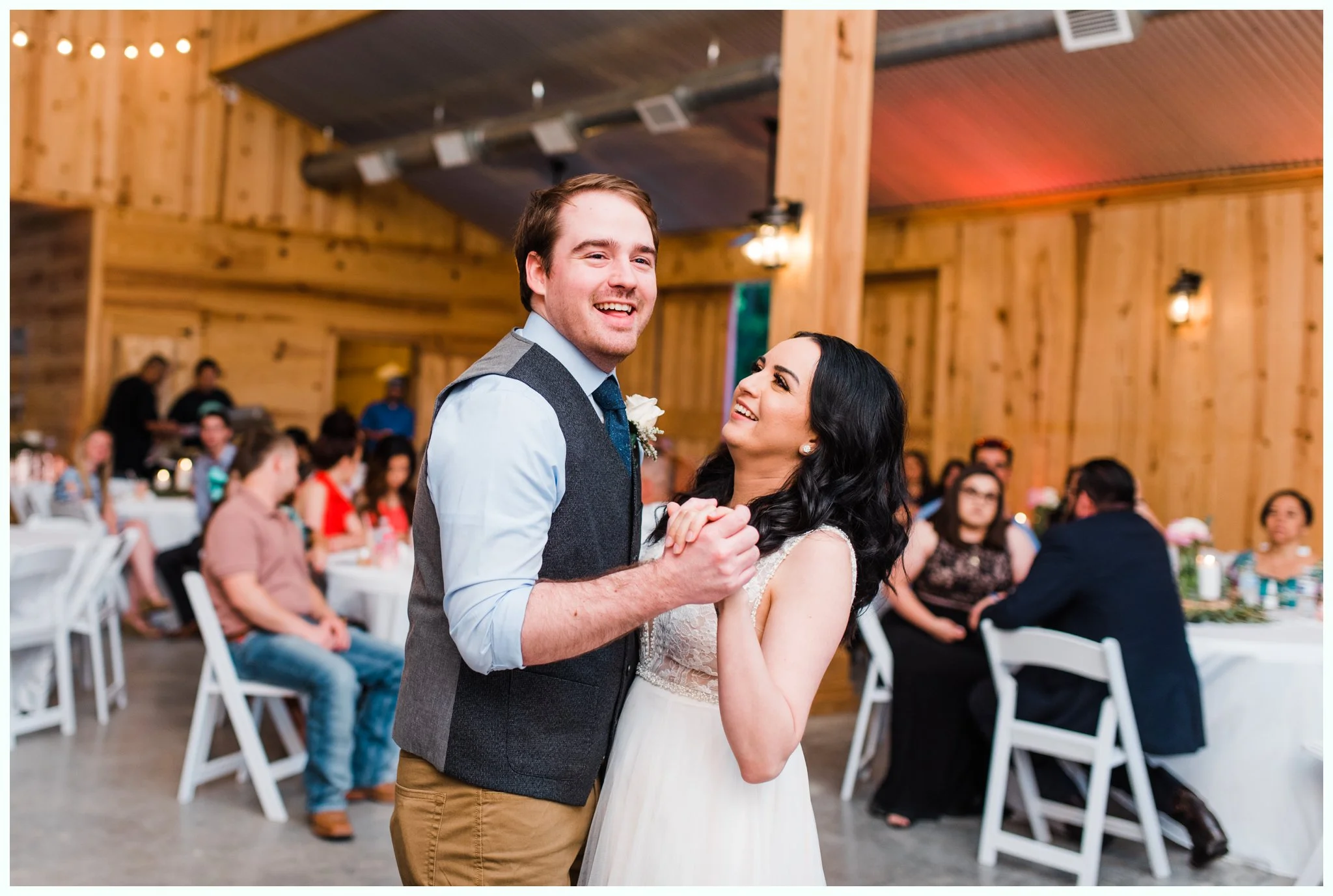 WeddingAttheFarmstead_4462.jpg